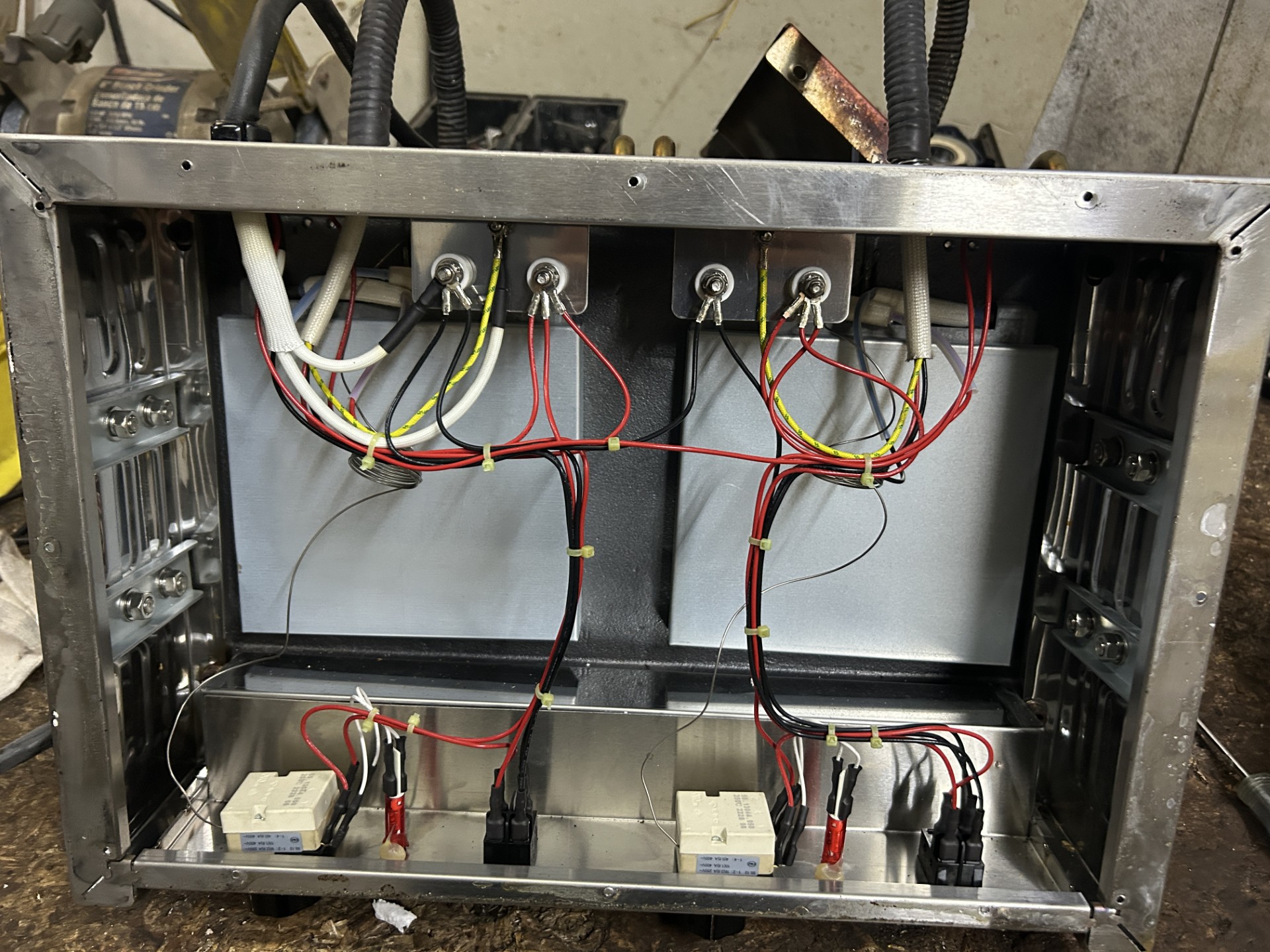 Panini Ottimo WPG300 - Top & Bottom Panini Sandwich Grill