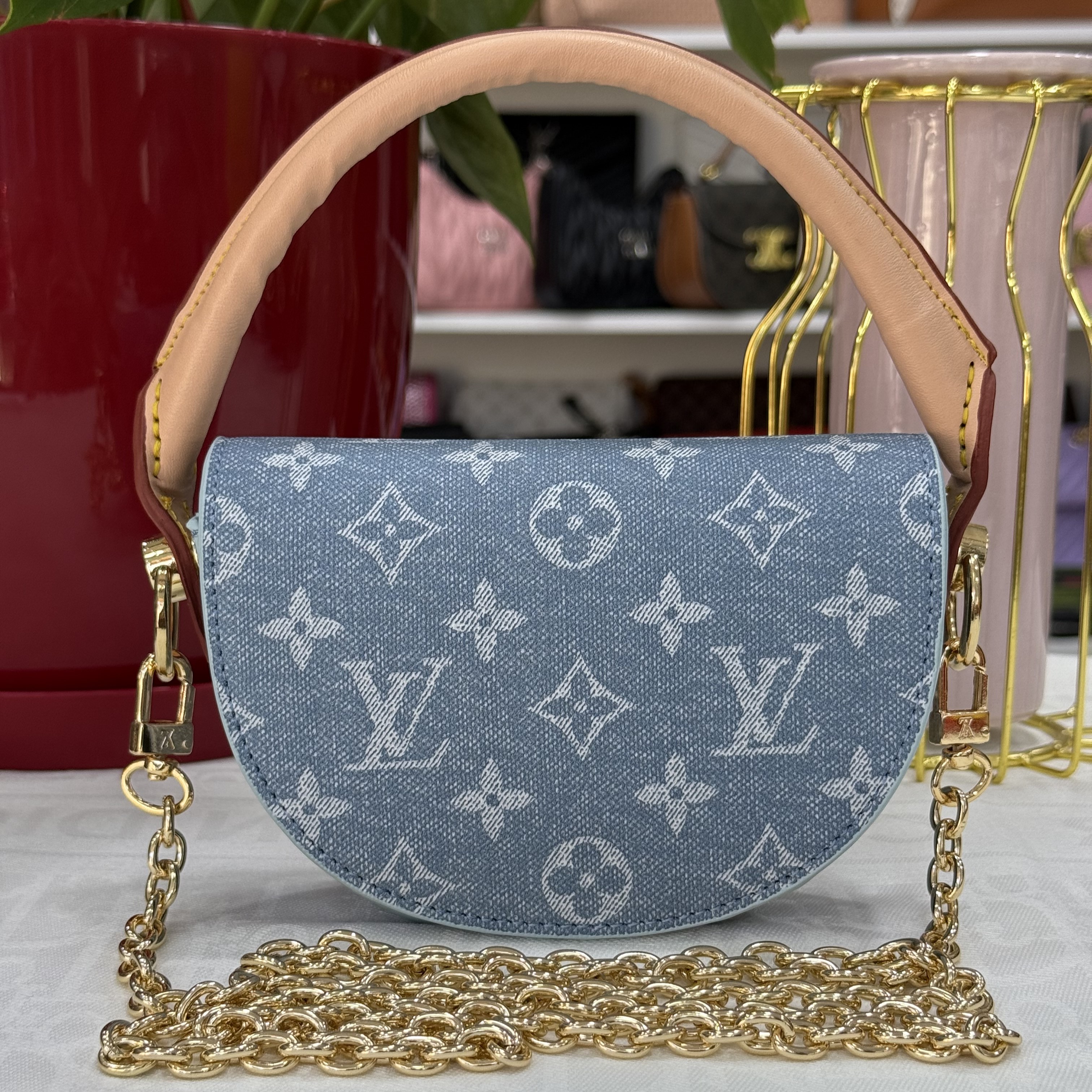 Small Lady Luis Vuitton bag