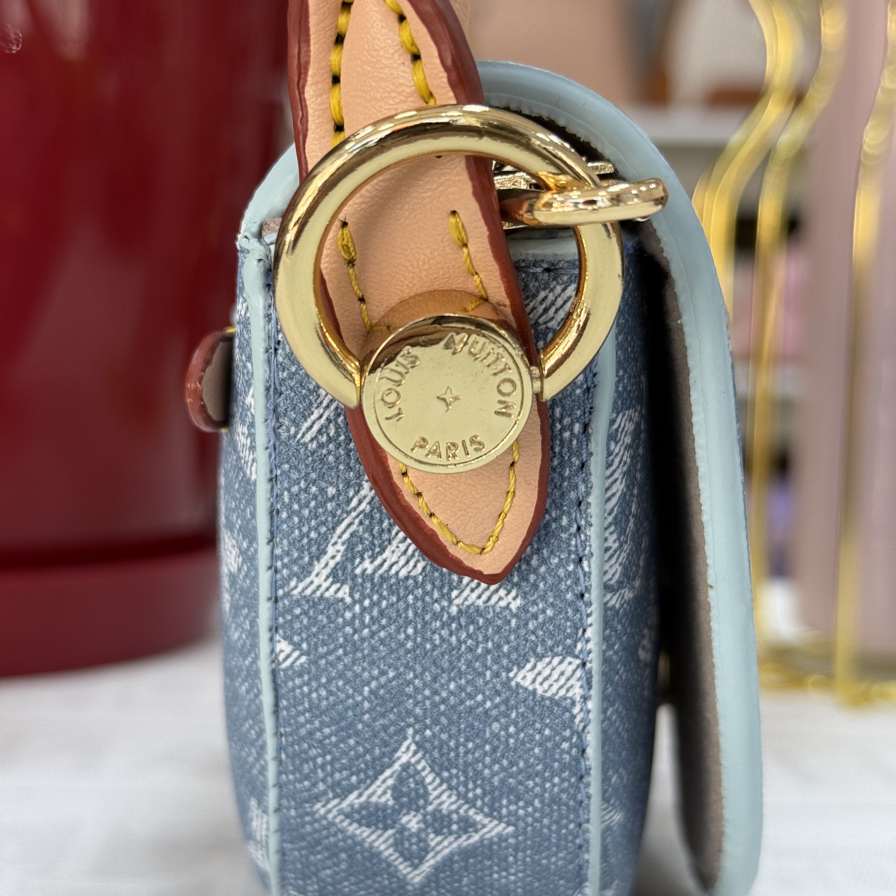 Small Lady Luis Vuitton bag