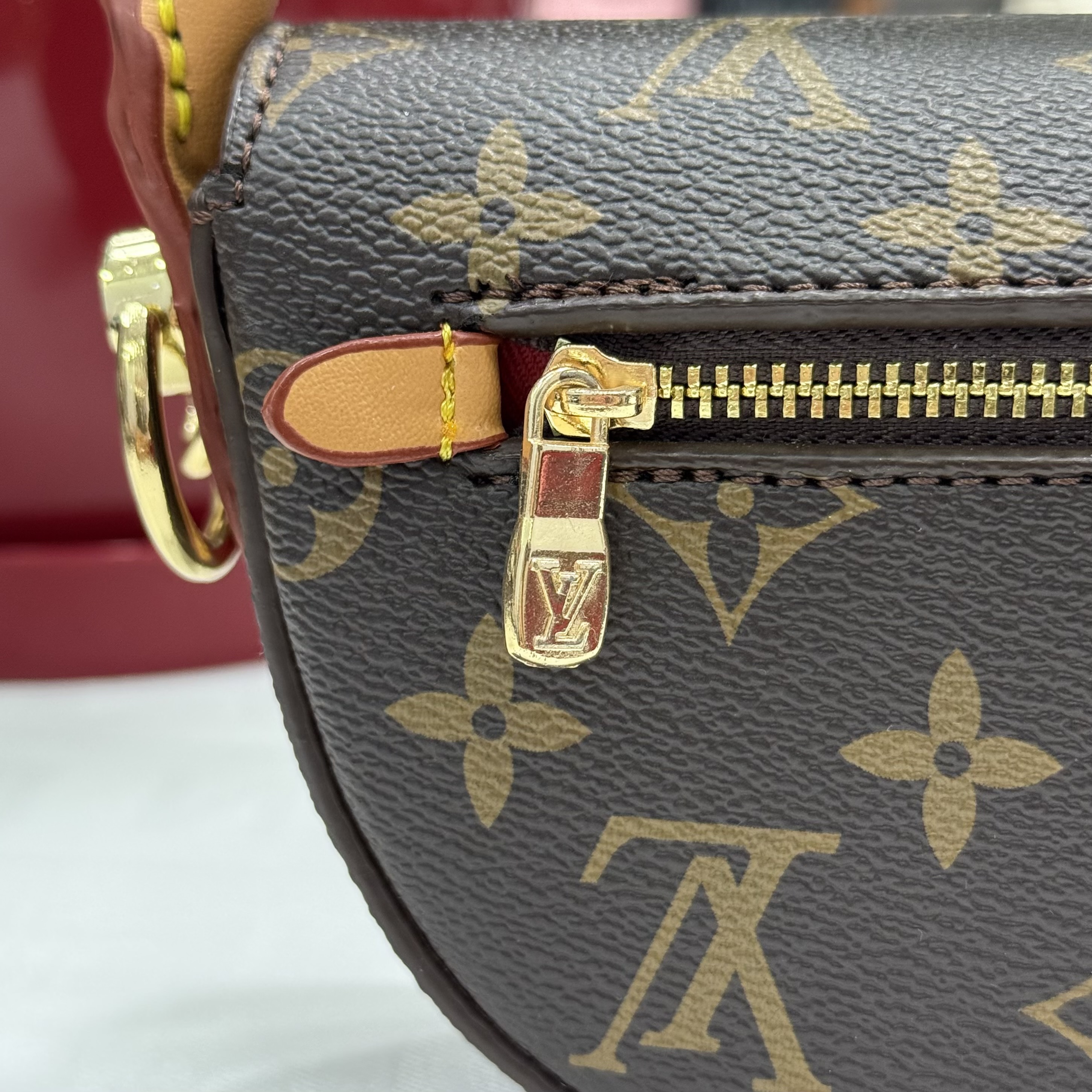 Small Lady Luis Vuitton Bag