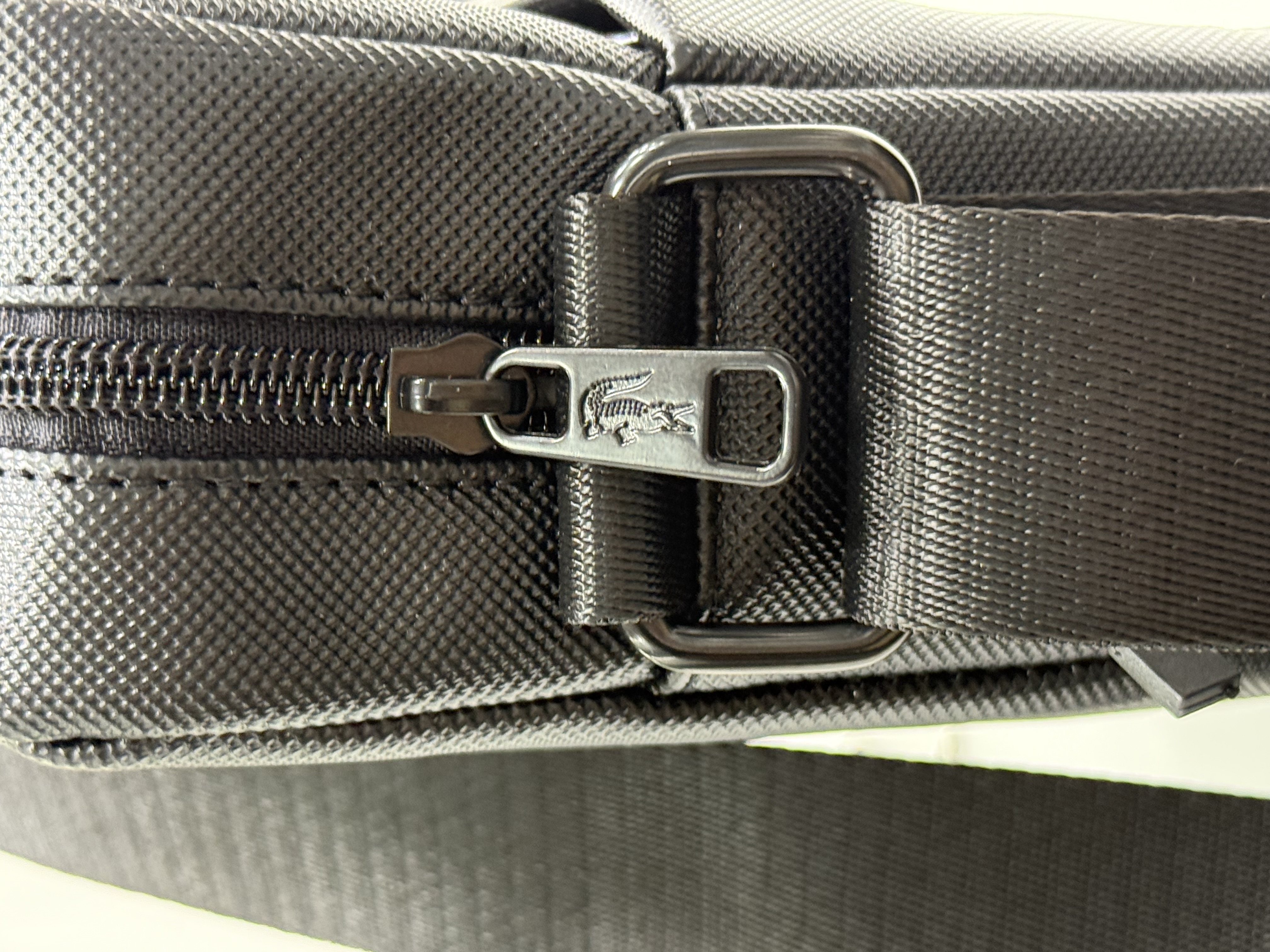 Çanta Lacoste për Meshkuj