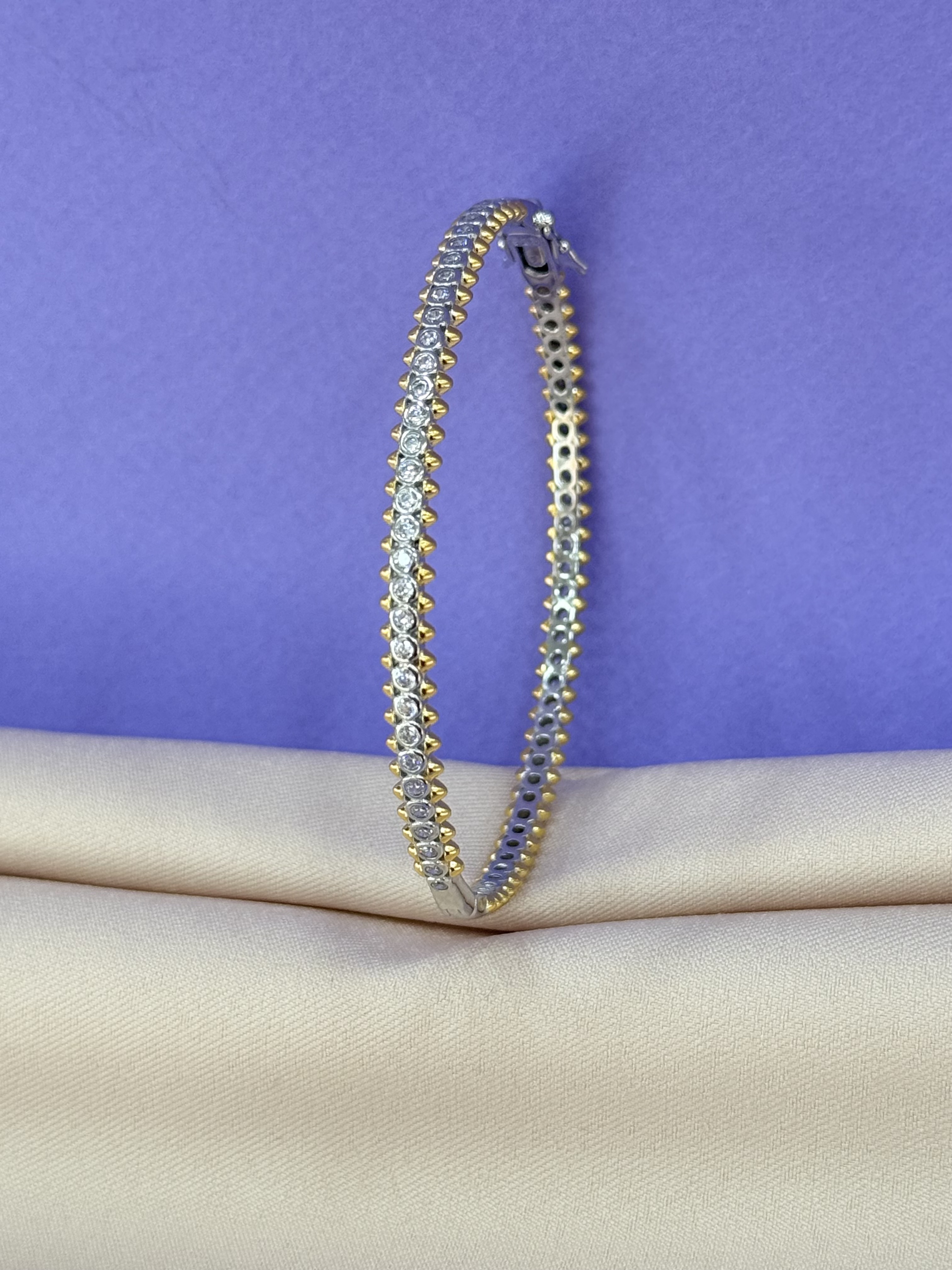 ✨ Byzylyk argjendi i larë me flori  ✨