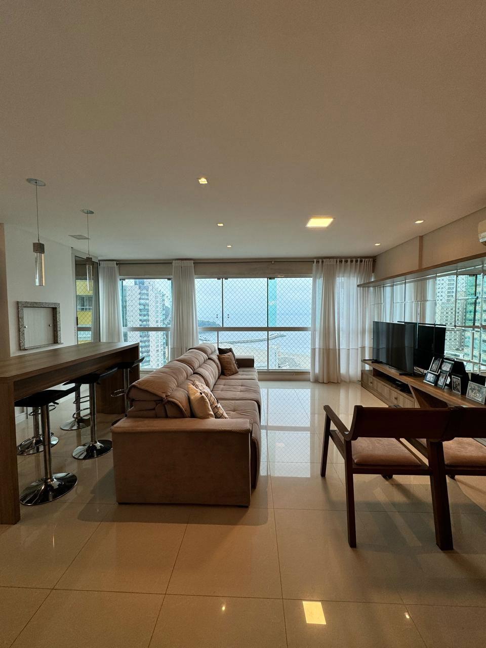 Apartamento no Edifício Château Montmartre