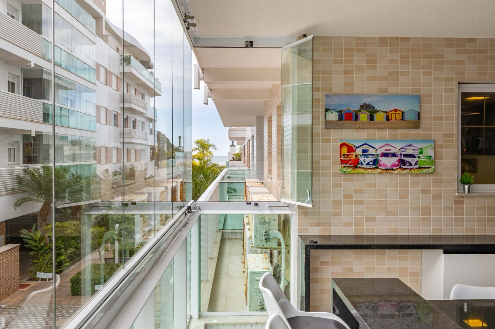 Apartamento finamente mobiliado em Bombas - Bombinhas