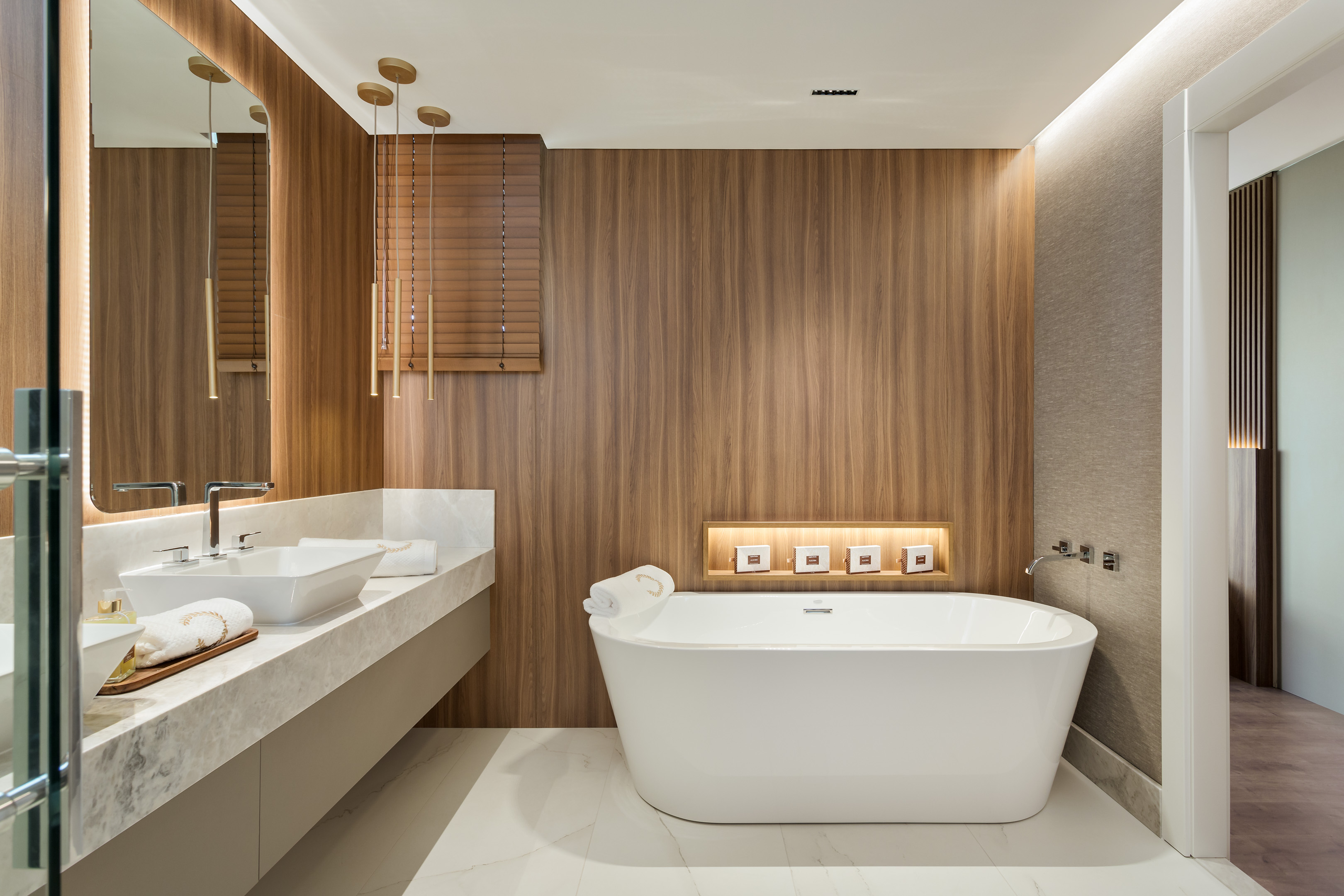 INCRÍVEL OPORTUNIDADE NO BARIGUI!! APARTAMENTO 02 SUITES CONDOMINIO CLUBE