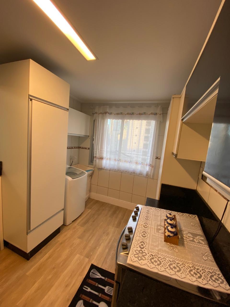 Apartamento no Edifício Albatroz mobiliado, com vista para o mar