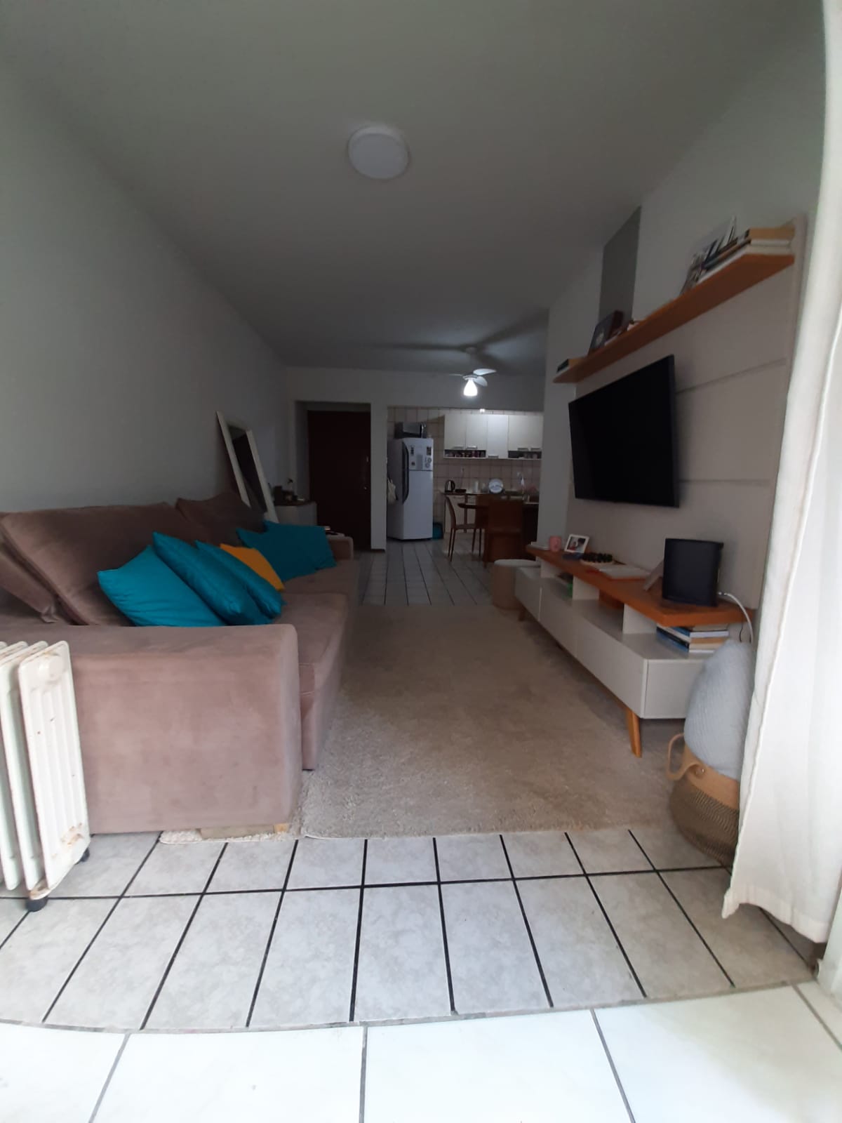 Apartamento Semi-Mobiliado - 50m da praia no Edifício Cândido Portinari