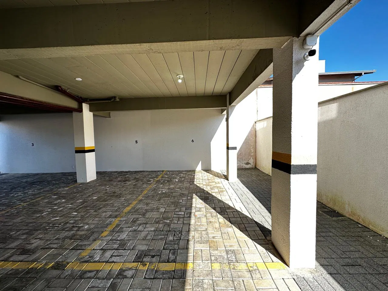 Apartamento no Residencial Ponta Dos Jacques em Piçarras/SC