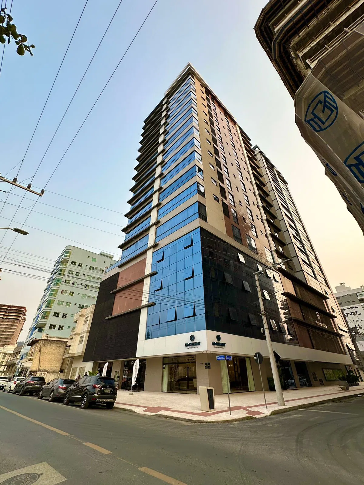 Apartamento com Vista pro mar no Edifício Torri di Mare Residenziale - Perequê, Porto Belo