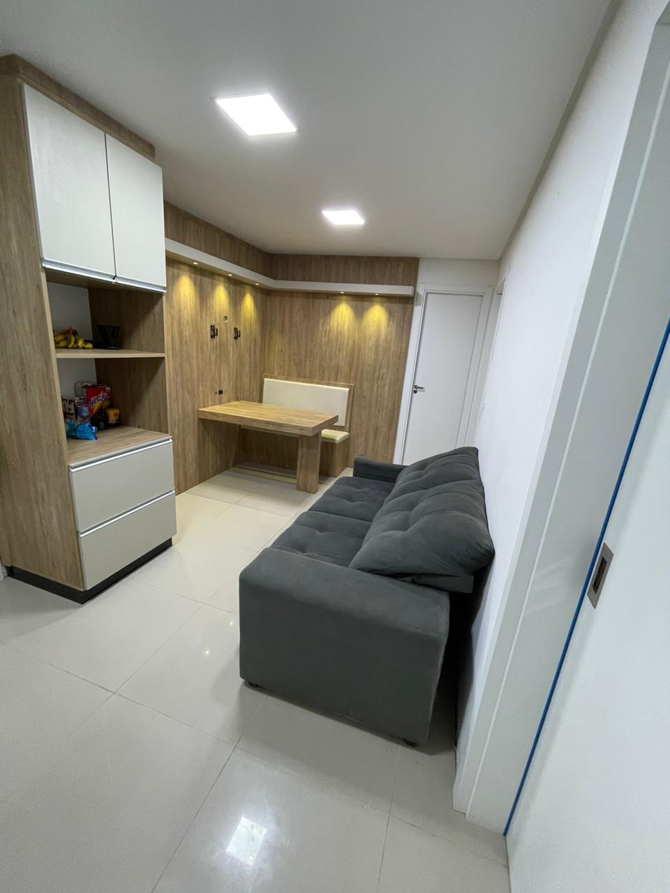 Apartamento 100 Metros Praia Central no Edifício Byblos em Balneário Camboriú!