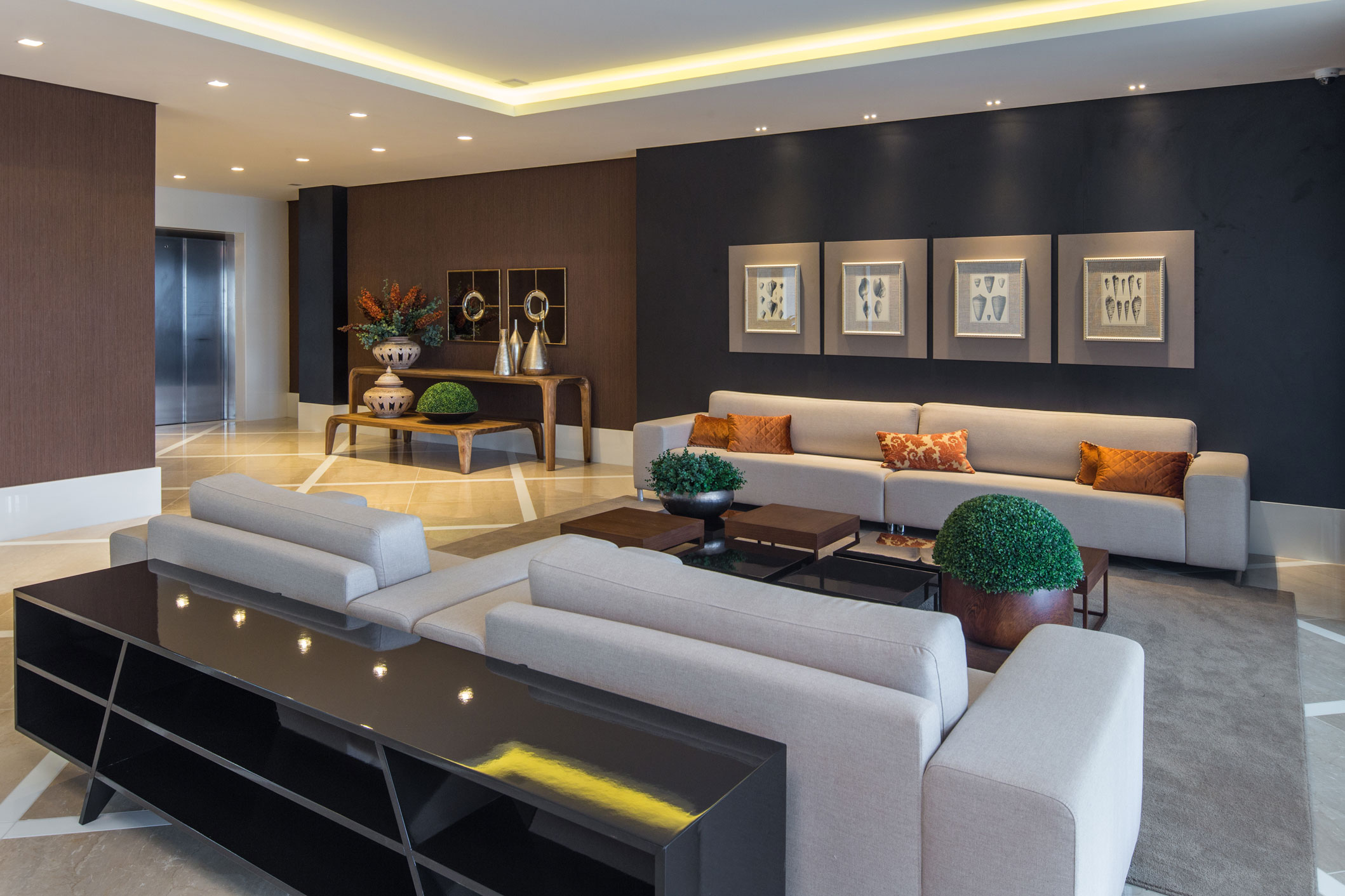 Apartamento todo mobiliado e decorado com 4 suítes, na Barra Sul em Balneário Camboriú/SC