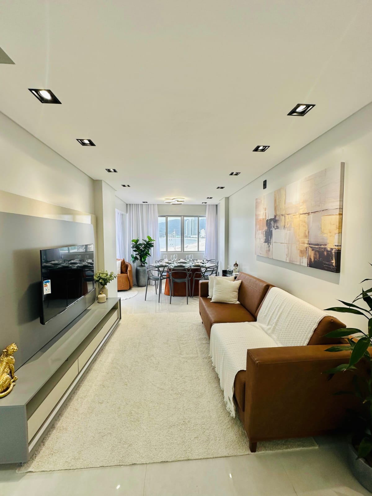 Apartamento com Vista para o Mar no Residencial Alice em Balneário Camboriú/SC