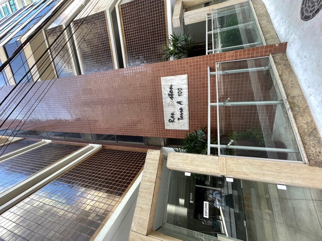 Apartamento á 100 Metros da Praia no Edificio Boston em Balneário Camboriú/SC