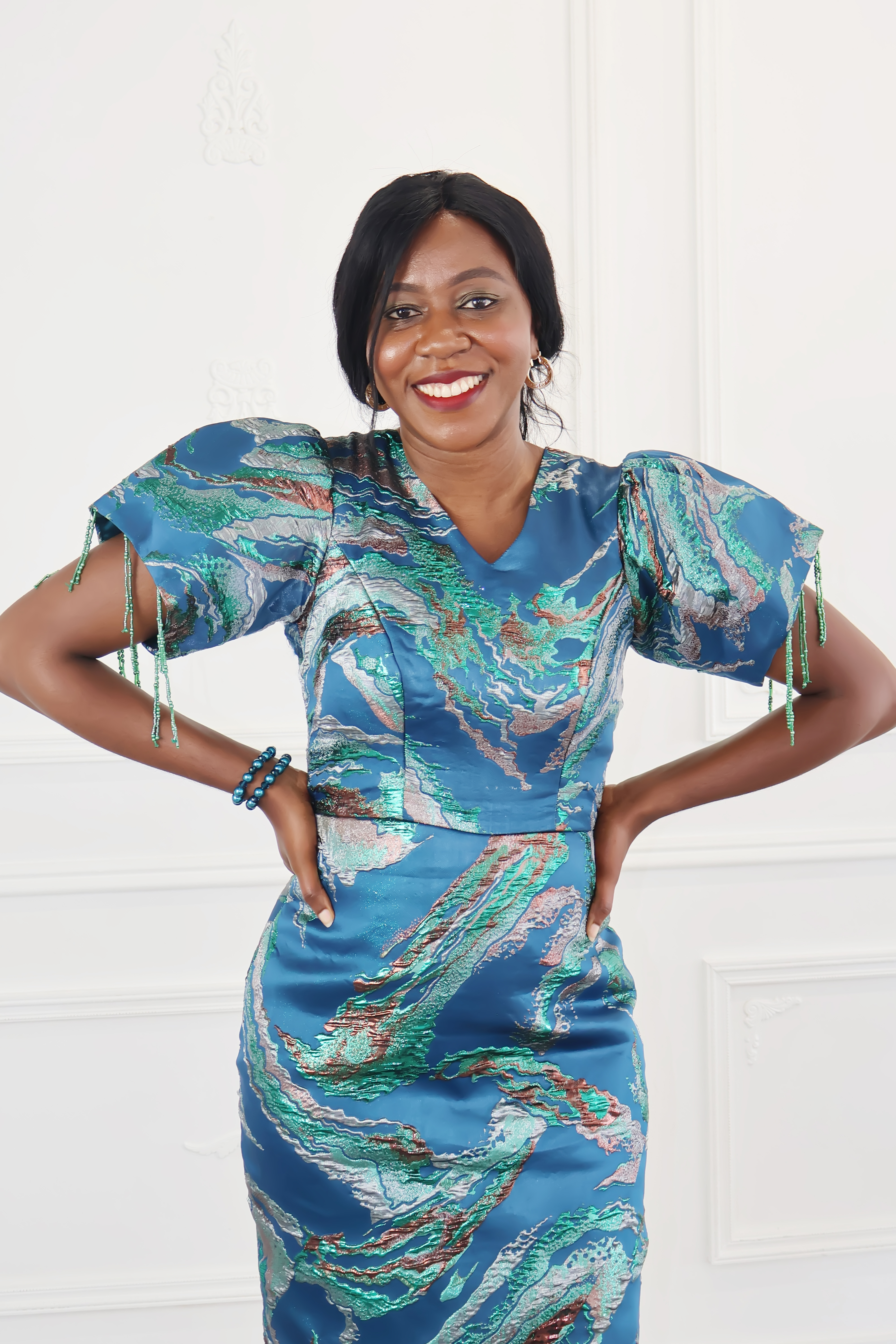 Straight Dress with Puff Sleeves