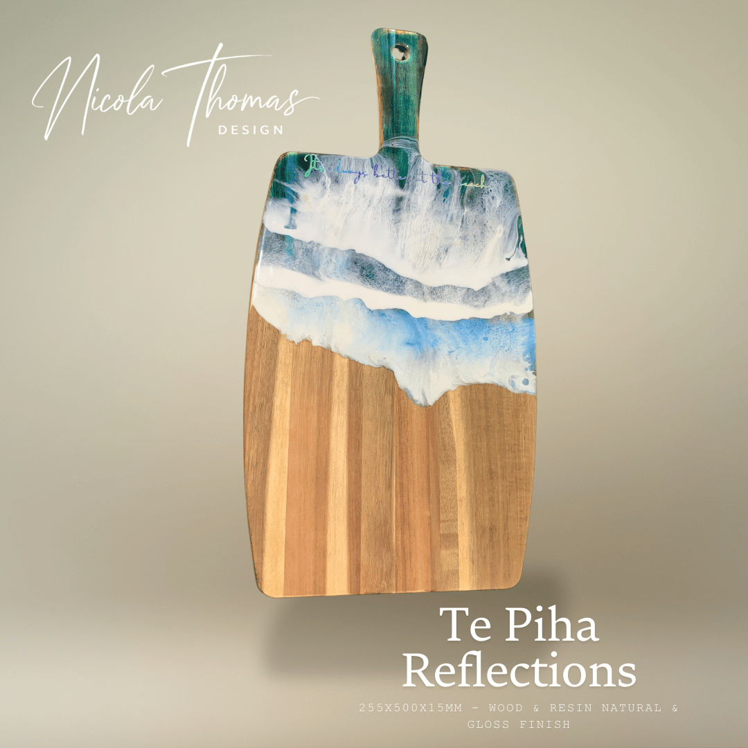 Te Piha Reflections