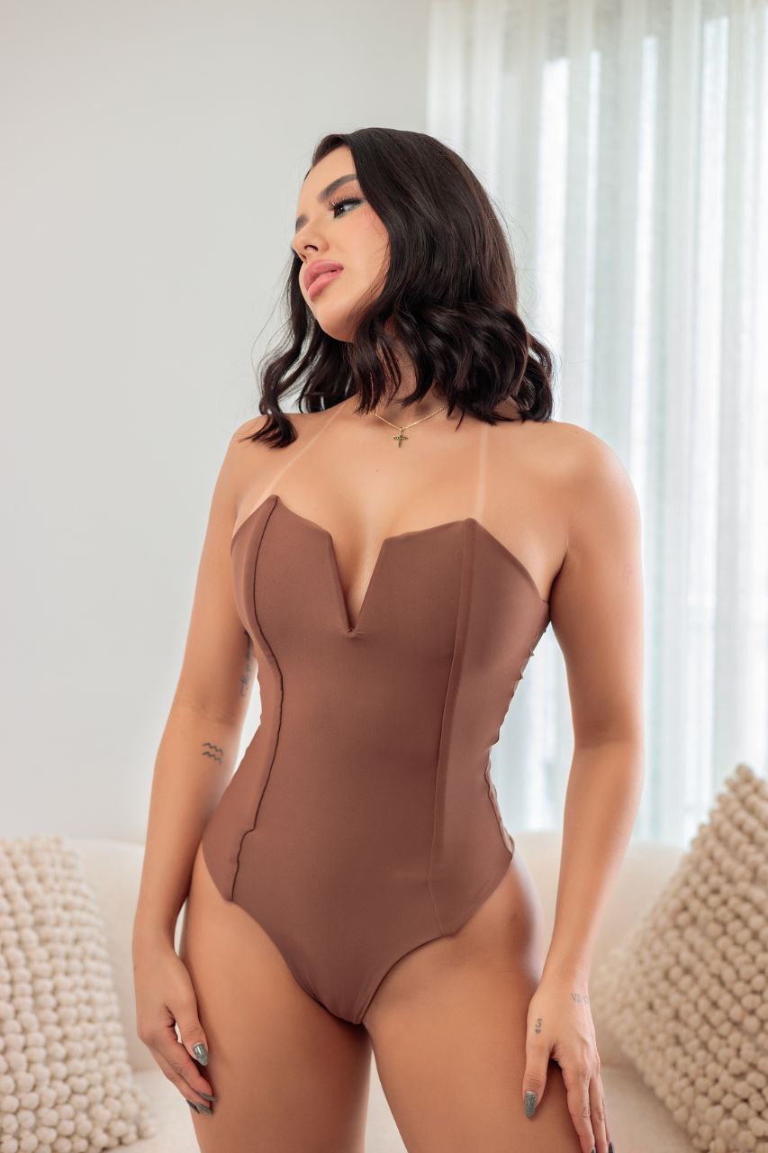 Amira Body