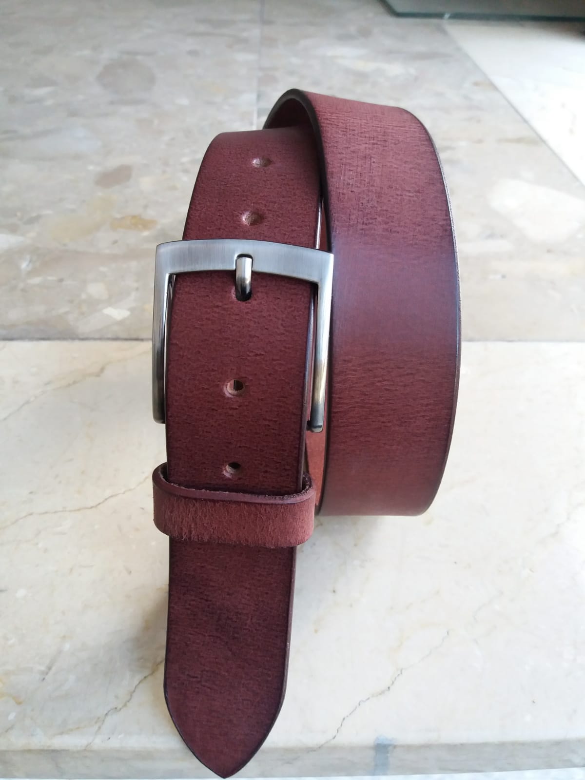 C00410NM CINTURON PIEL