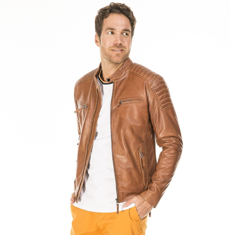 LUCAS - MOTERA HOMBRE COLOR CAMEL