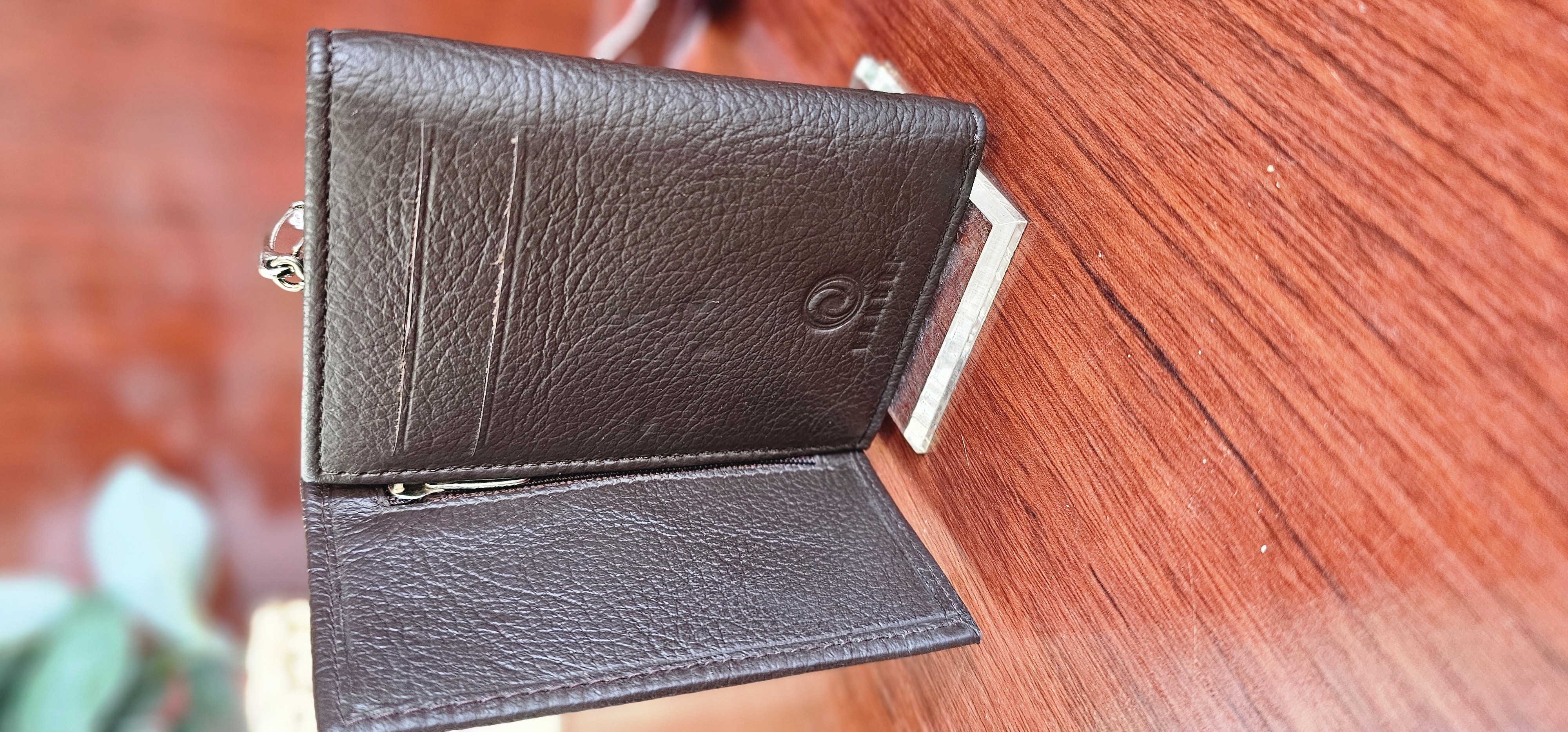Cartera de llaves de cuero