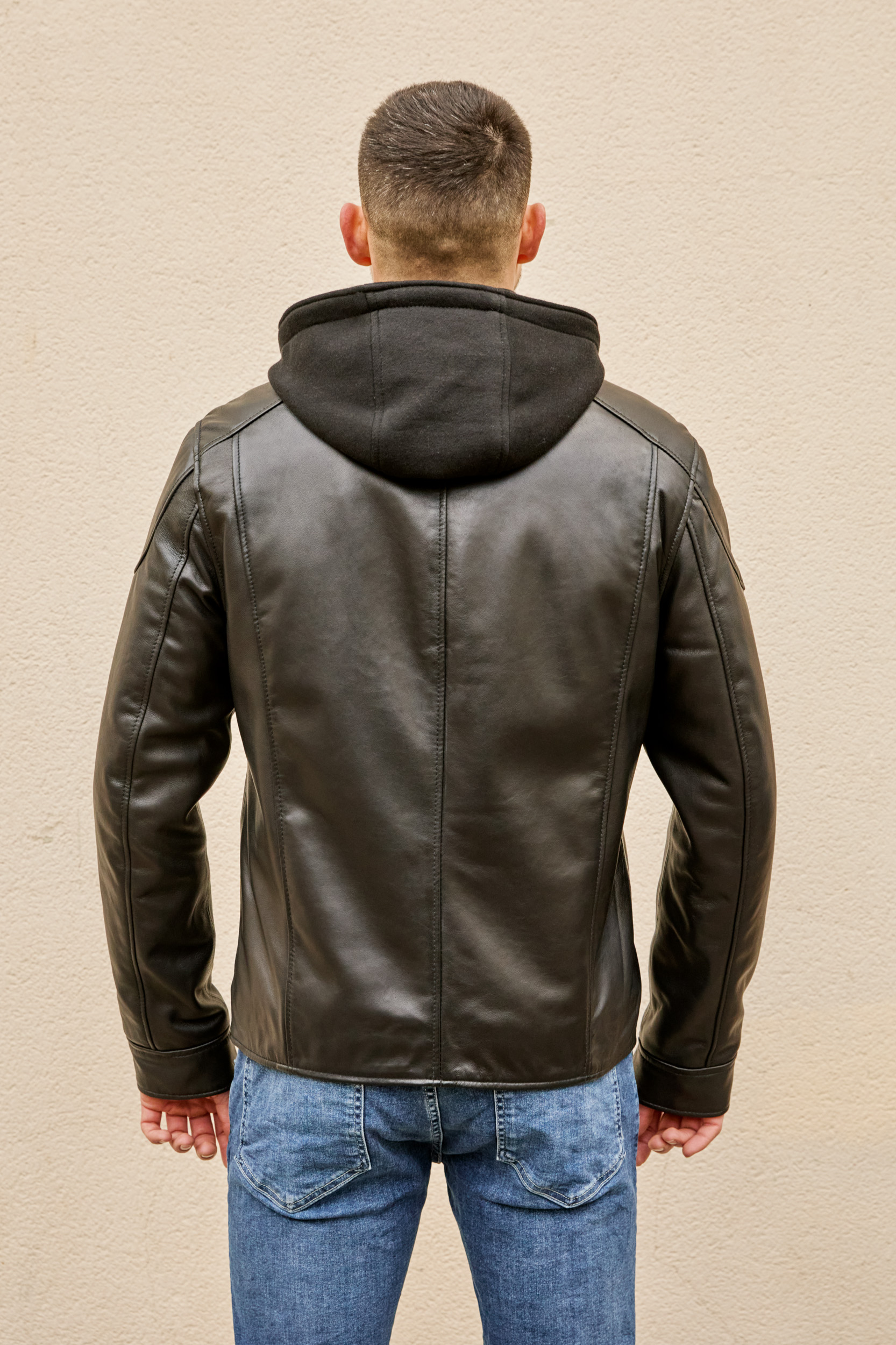 TURIA - CAZADORA HOMBRE NAPA NEGRO                                                                                                                                     