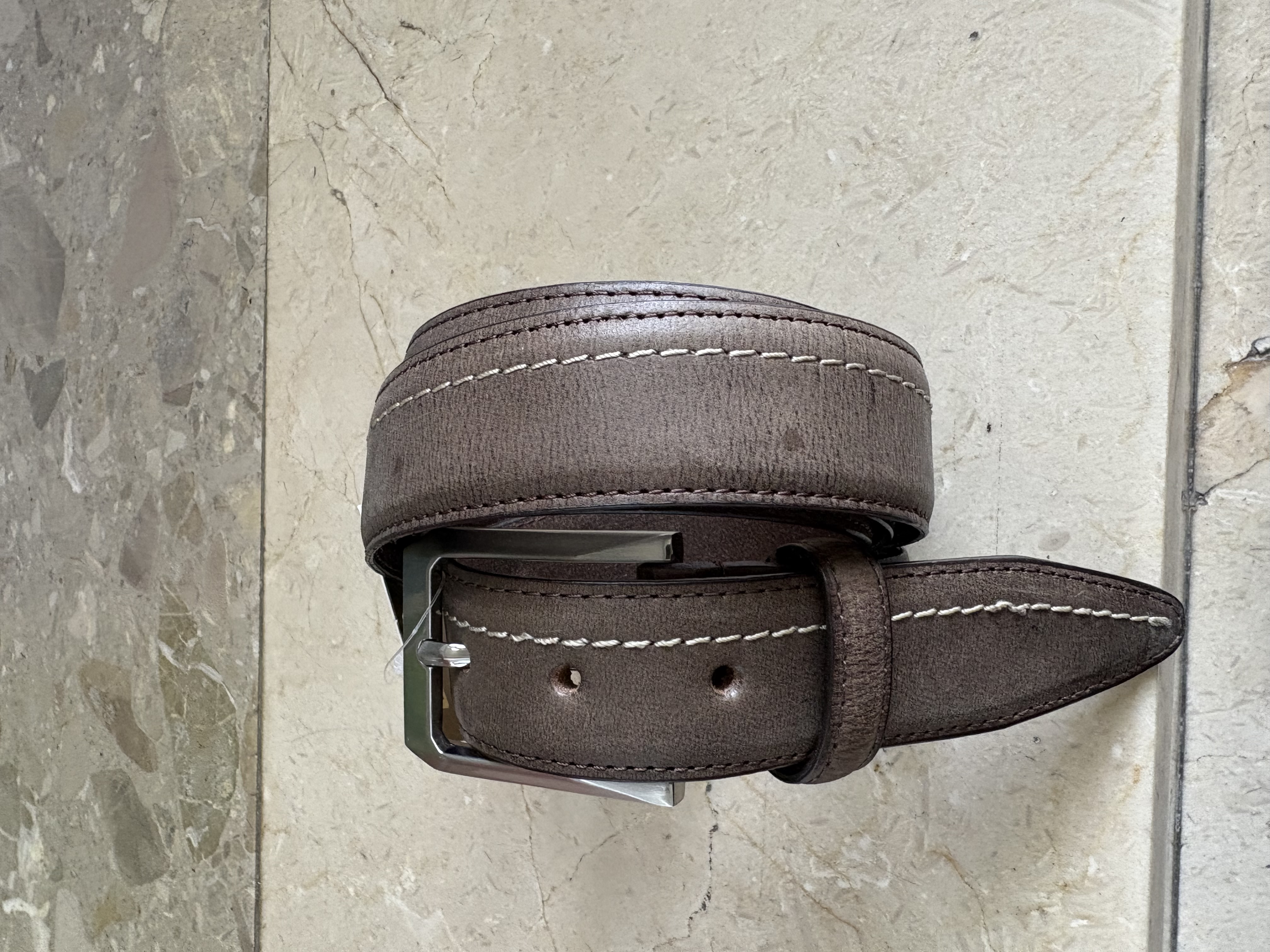 C005 - Cinturón de cuero marrón