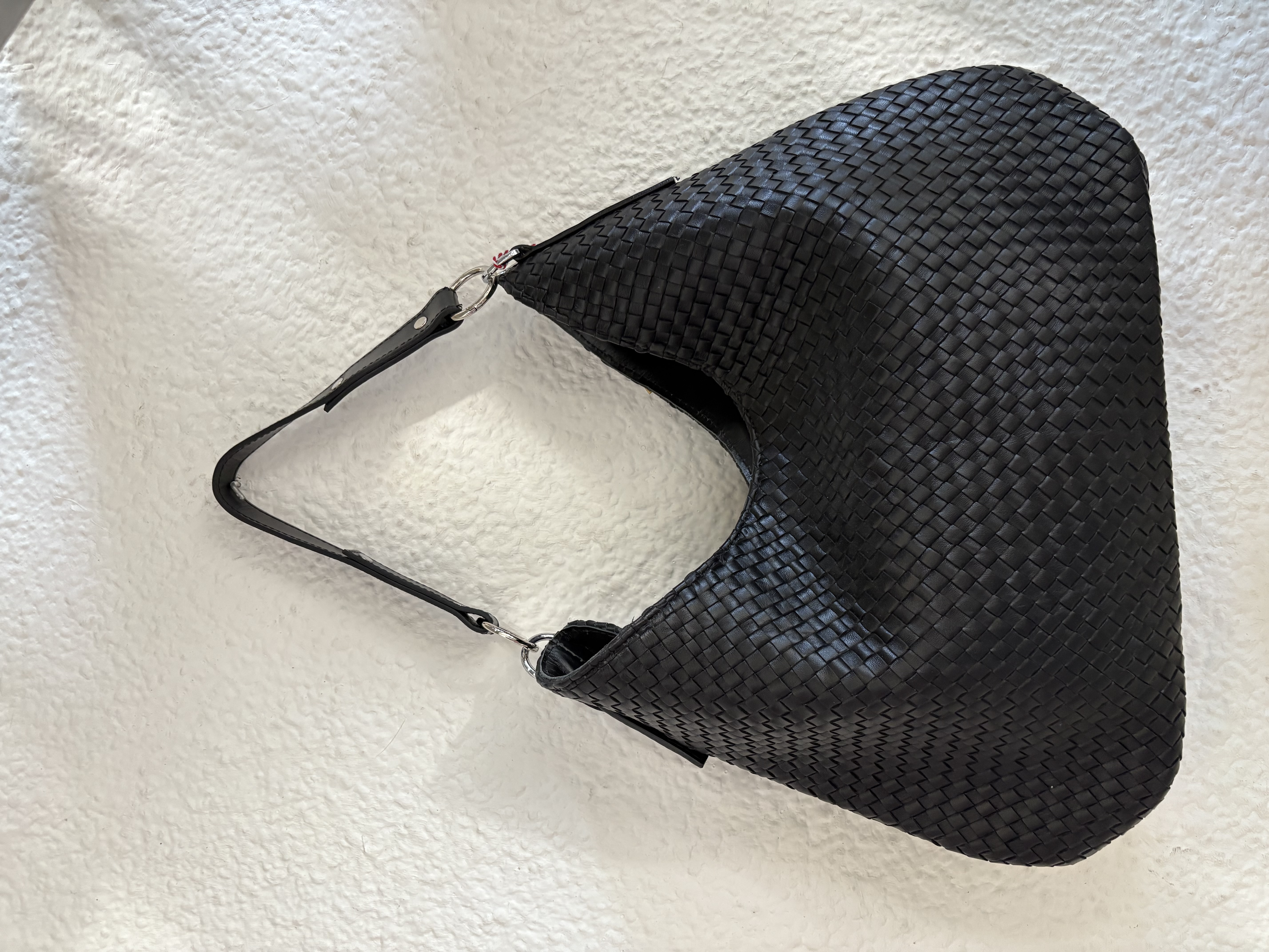 B2412N Bolso negro tejido