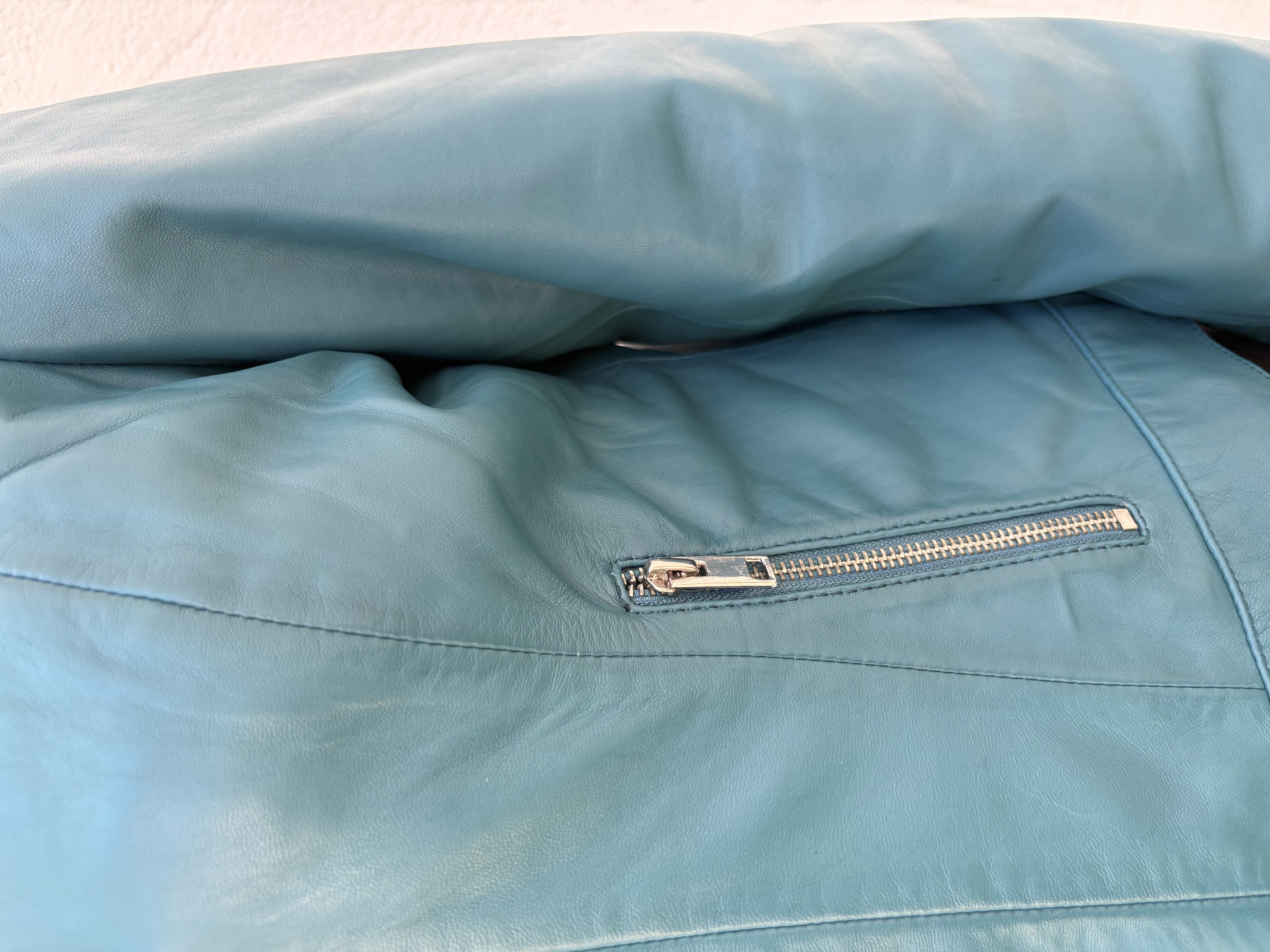 Chaqueta de cuero verde