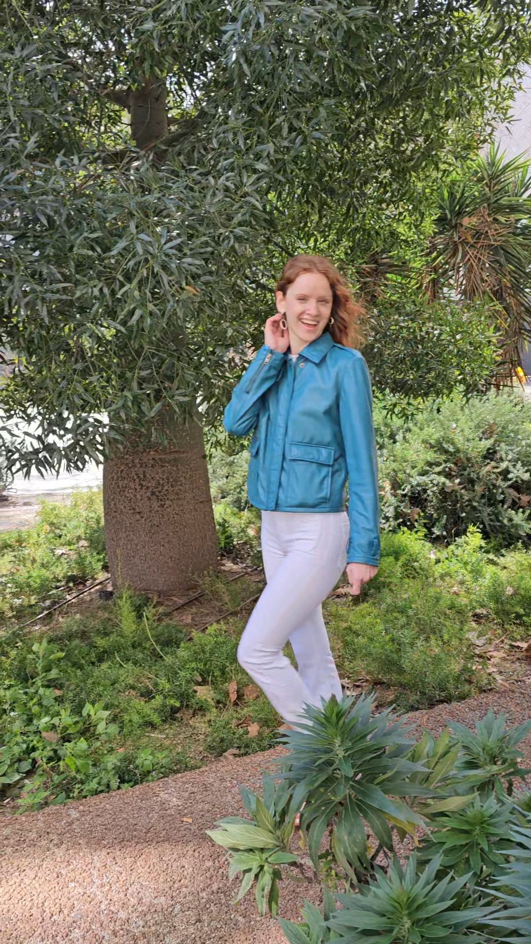 1006 - Chaqueta de cuero azul