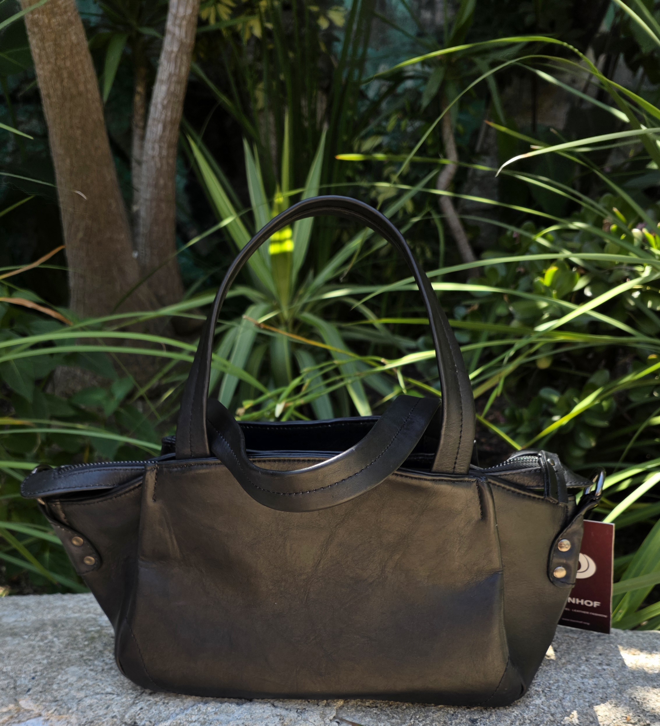 PLUMA VN - Bolso de cuero negro