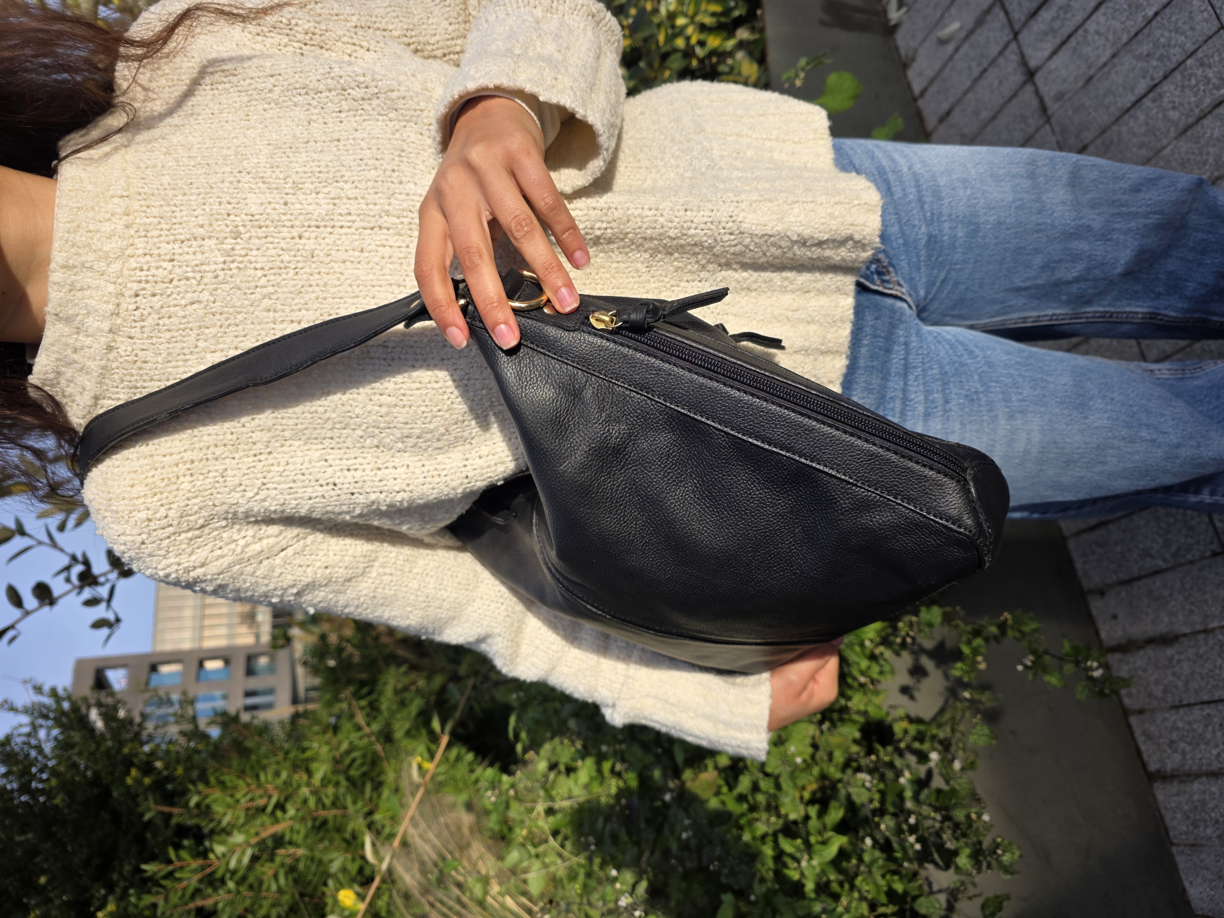 2416 - Bolso de cuero negro