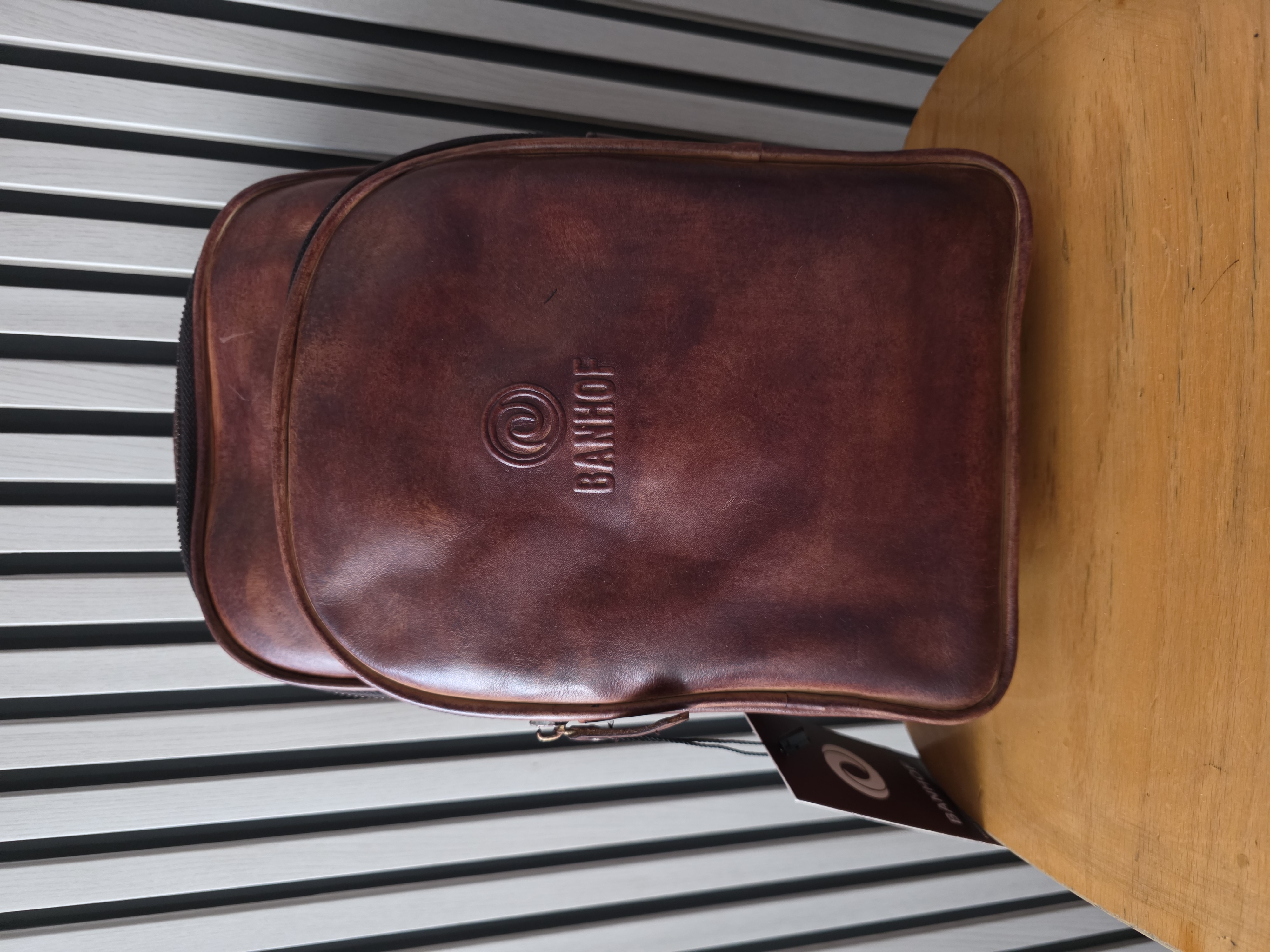 B 2065 - BOLSO BANDOLERA EN PIEL VACUNA DE ALTA CALIDAD CON ABADO ENGRASADO 