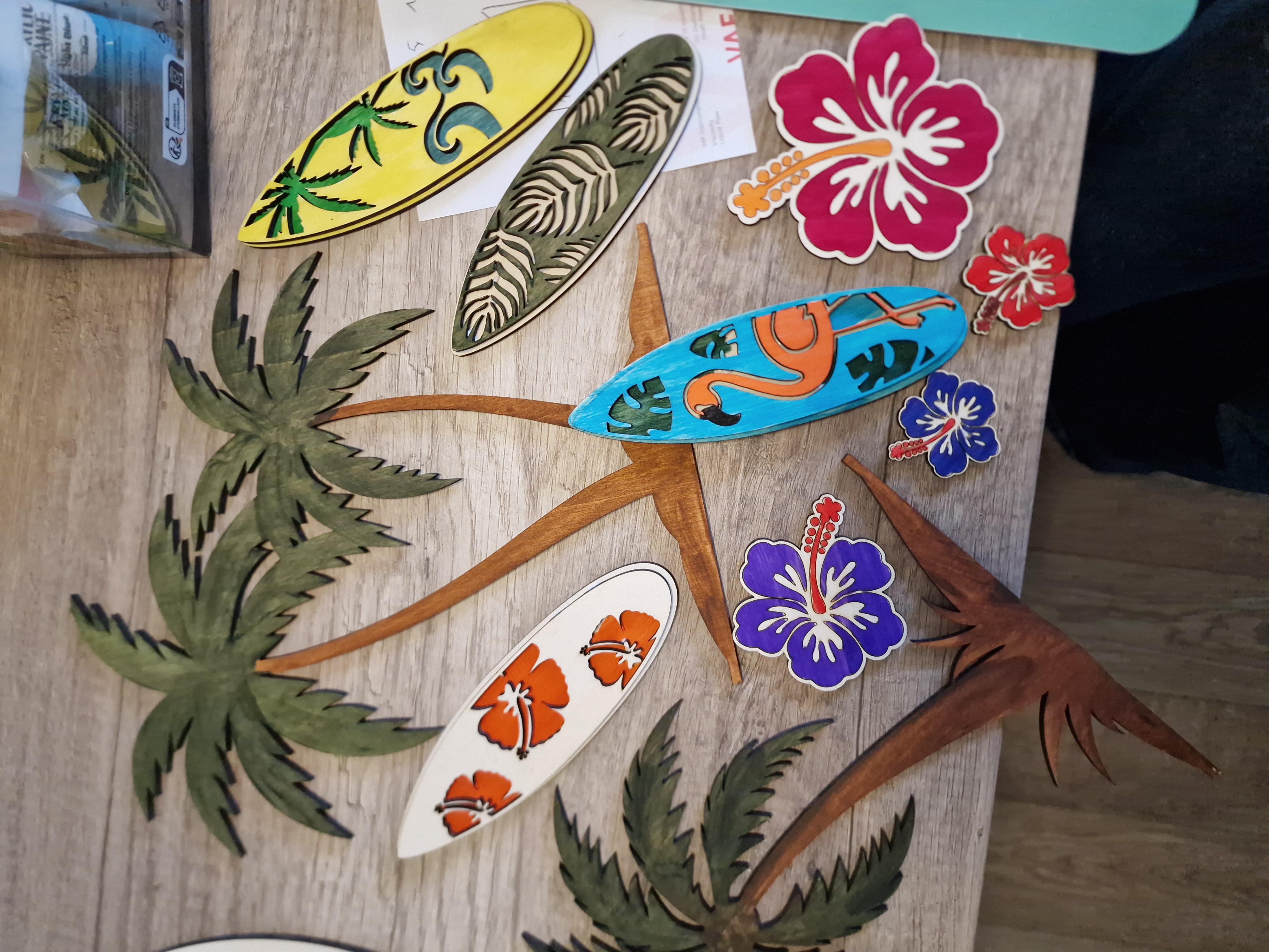 Set hibiscusbloemen (tiki stijl)