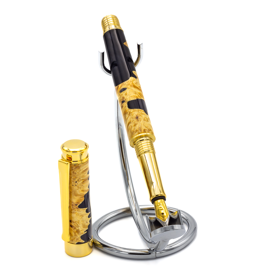 Leveche Fountain Pen In Upgrade Gold