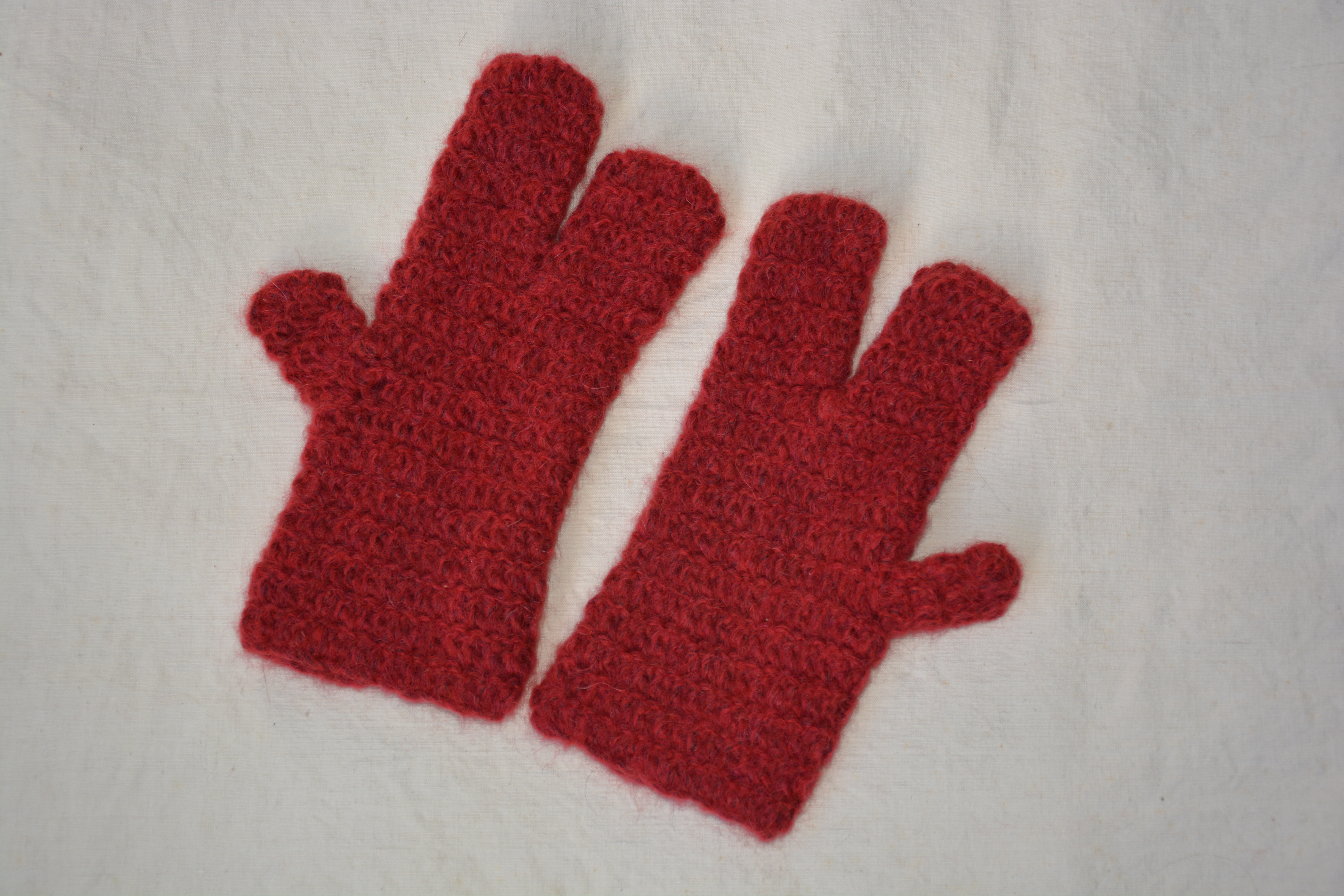 Mittens kinko rouge