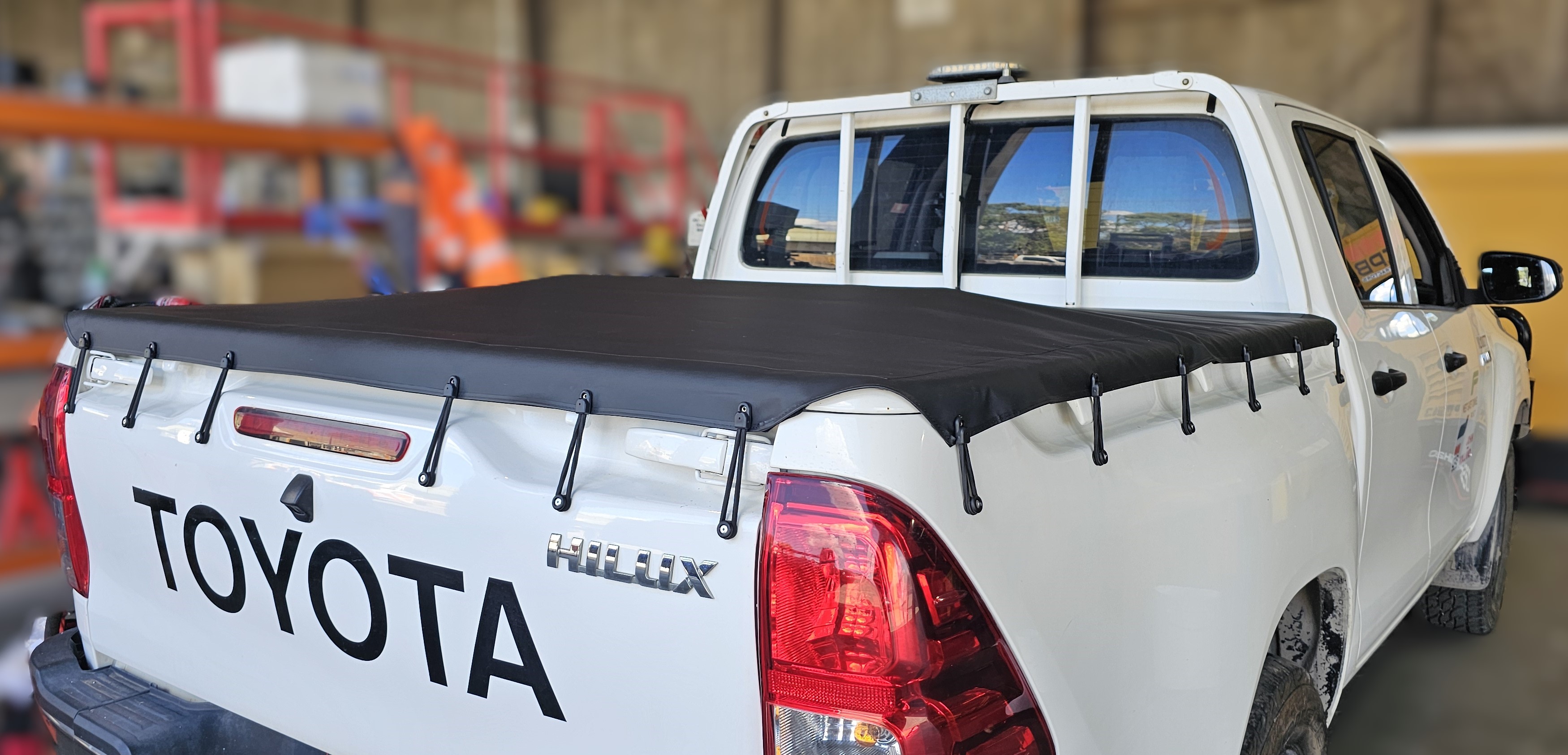 Toyota Hilux Soft Tonneau Cover For Tub