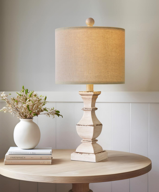 20.5" Farmhouse Table Lamp, Vintage Bedside Lamps for Bedroom, Rustic Small End Table Lamps for Living Room, Traditional Nightstand Desk Lamps Distressed Washed White, Suitable for Small Place