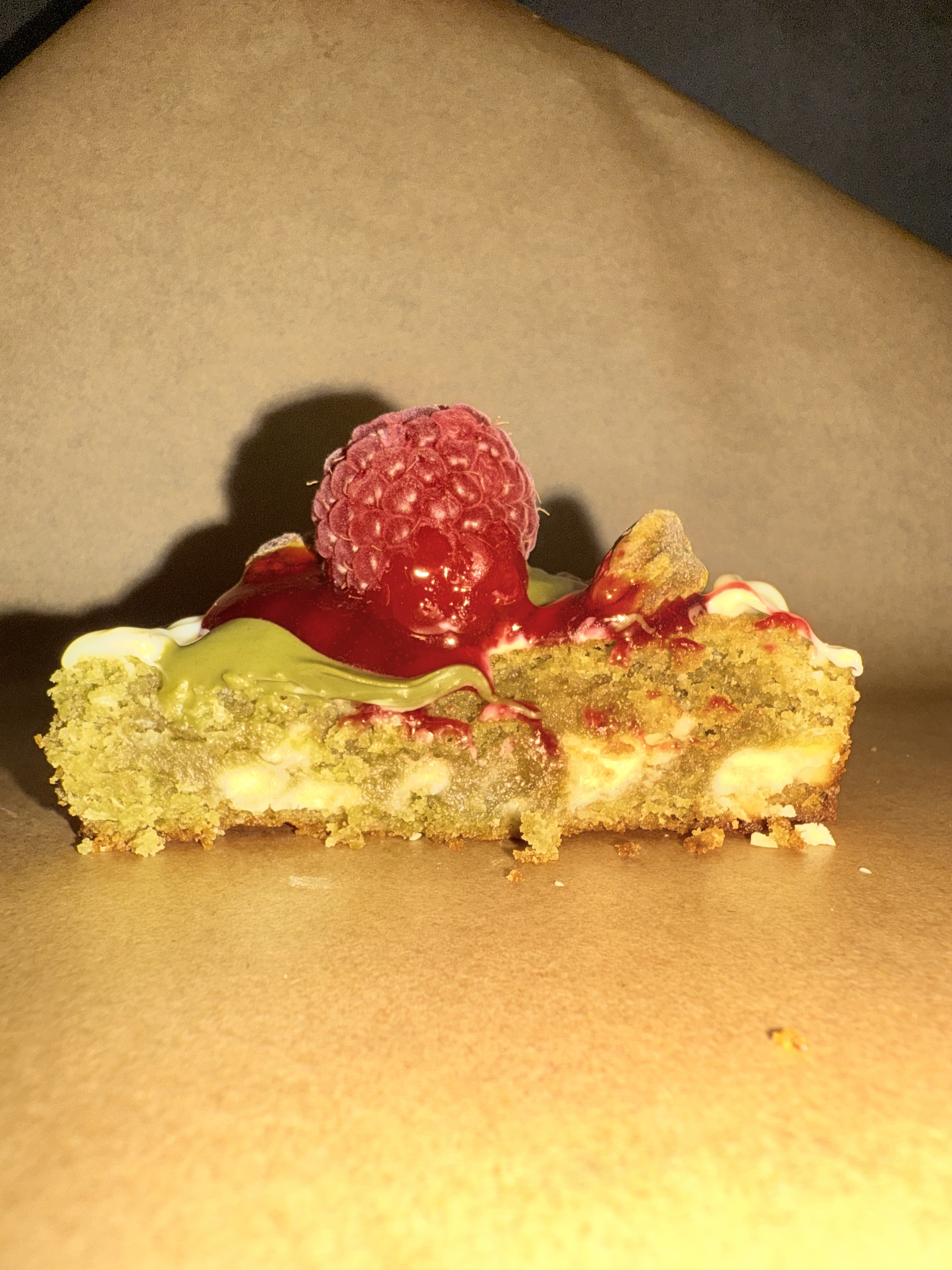 Le cookie pistache, framboise et chocolat blanc