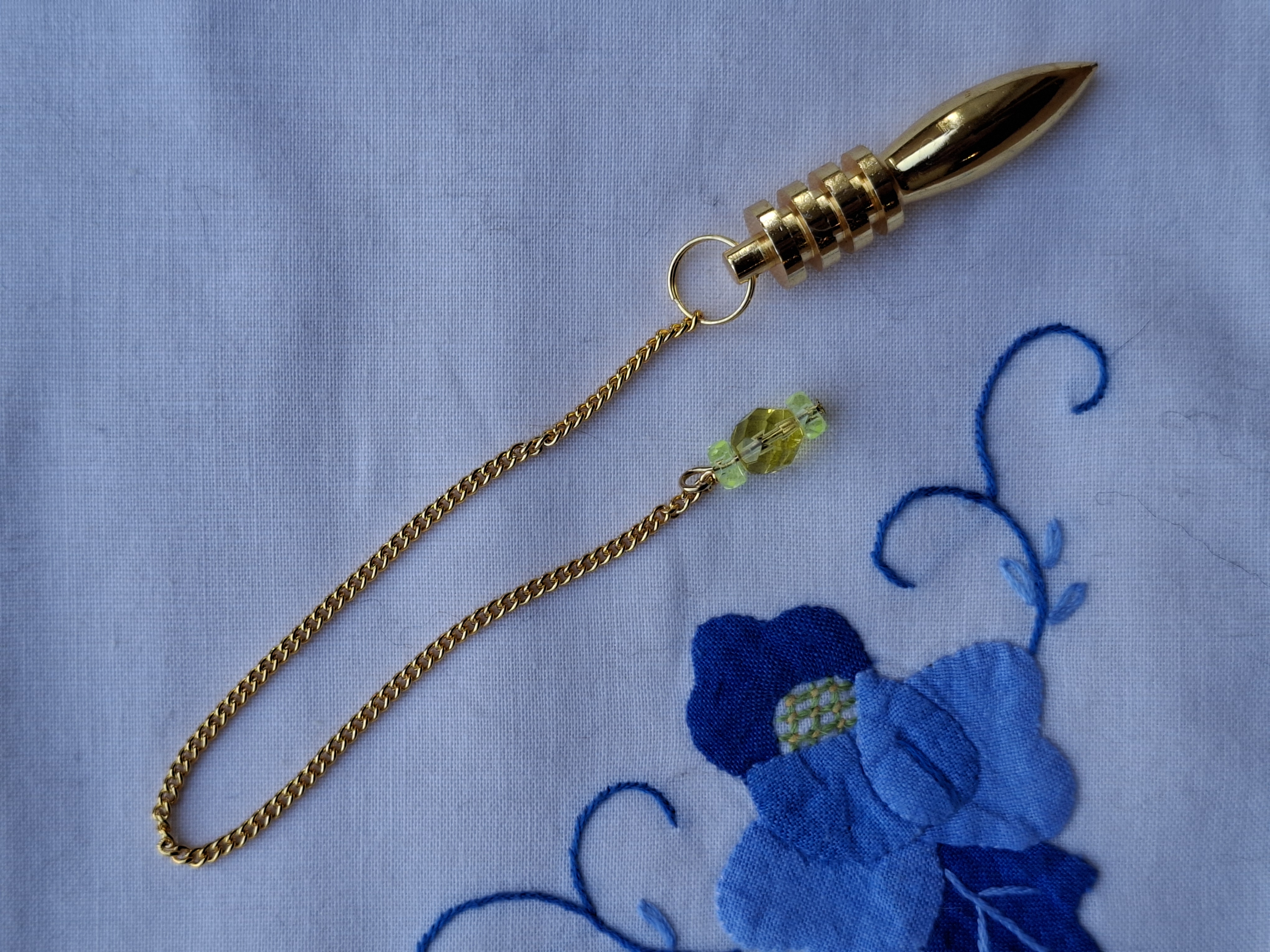 Pendule divinatoire, ésotérique en ouraline