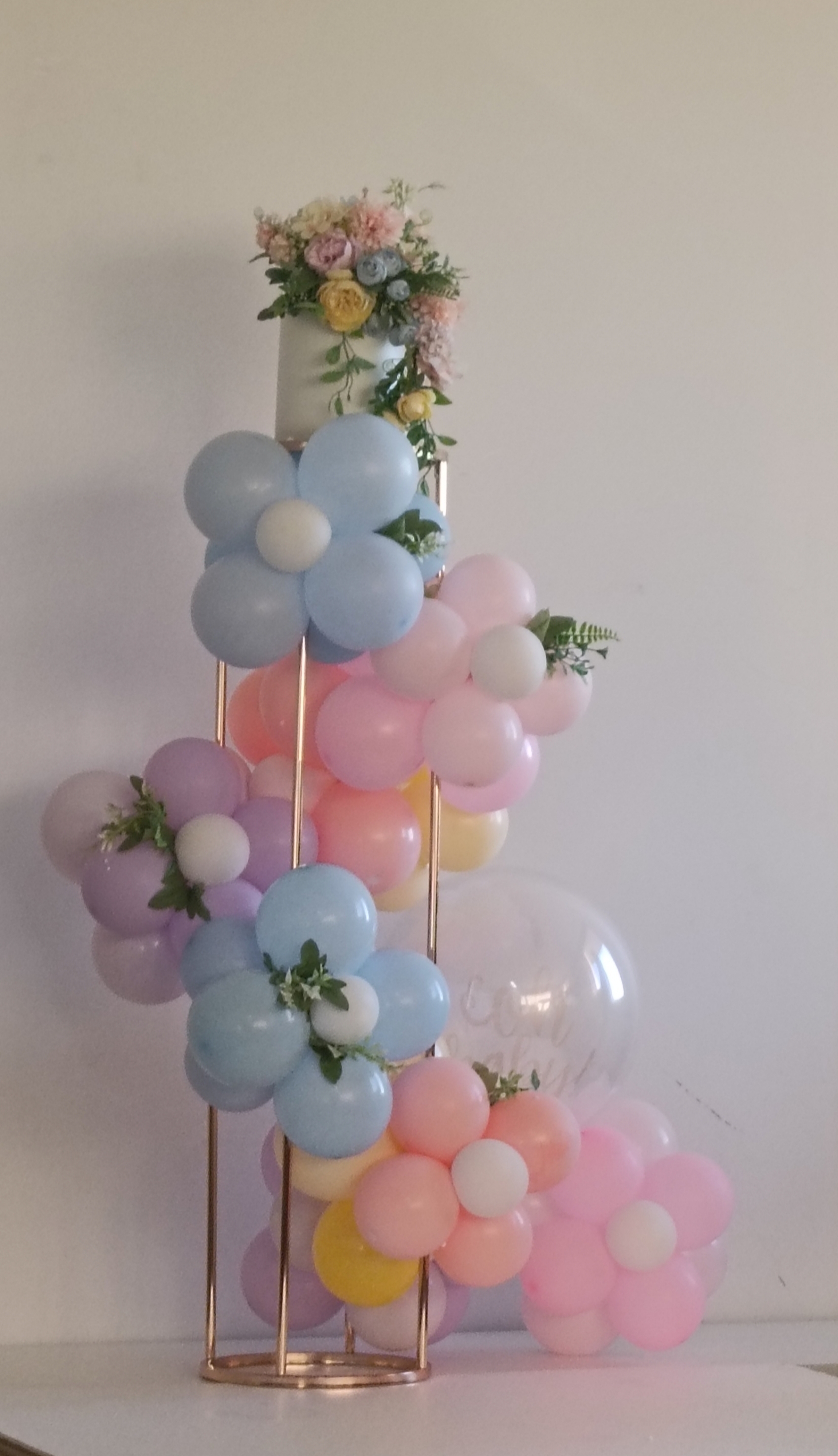 Balloon Flower Arrangement