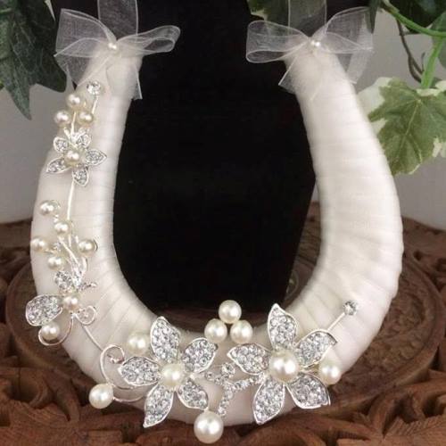 Diamante Flowers Wedding Horseshoe With Bows