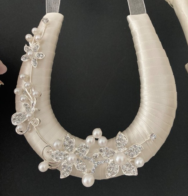 Diamante Flowers Wedding Horseshoe