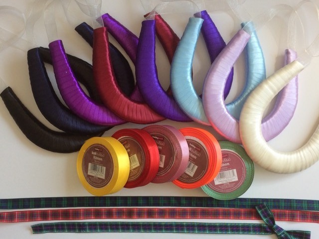 Pearl White Ribbon Wedding Horseshoe