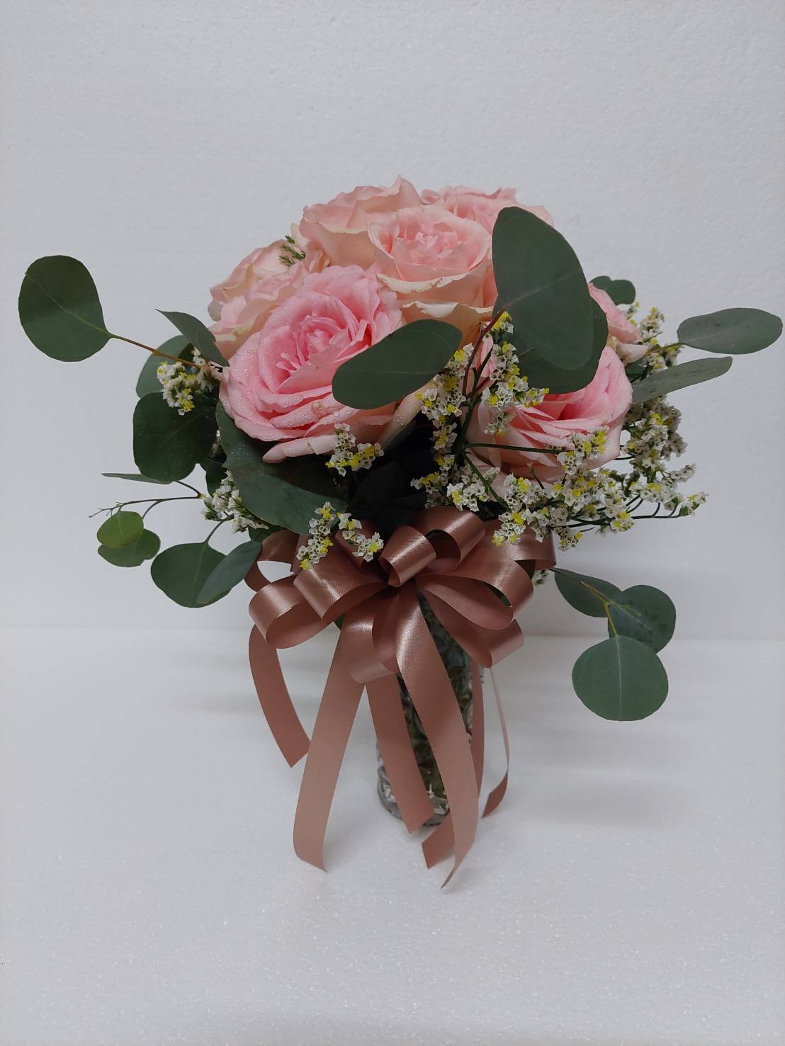 Elegant Pink Rose Bouquet