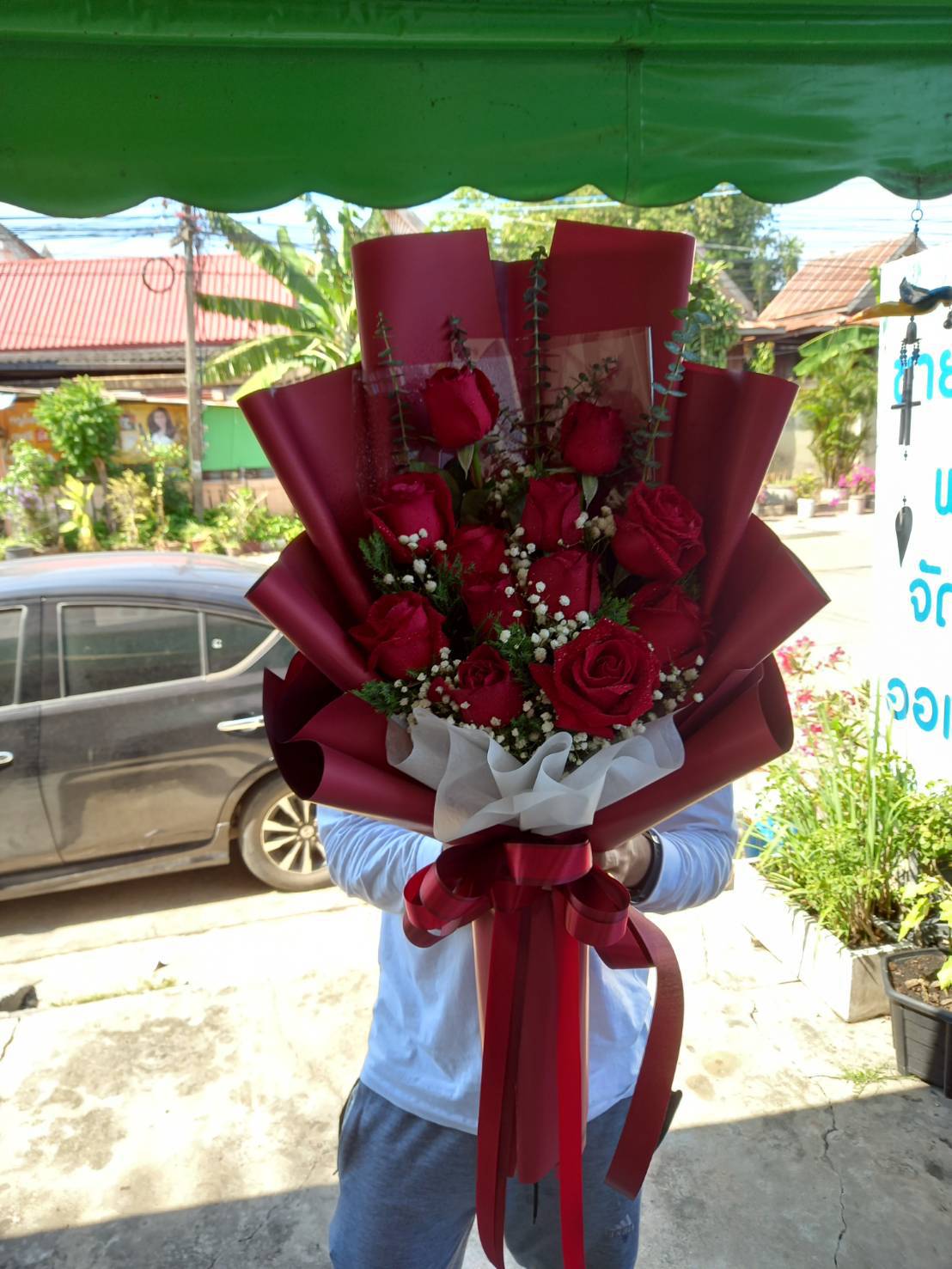 Elegant Red Rose Bouquet