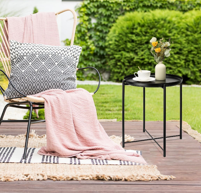 Metal Side Table, Black Side Table for Small Spaces Outdoor Patio Side Table Circle Metal Bedside Table Waterproof Removable Tray Round Accent Table for Nursery Bedroom Balcony Office Black