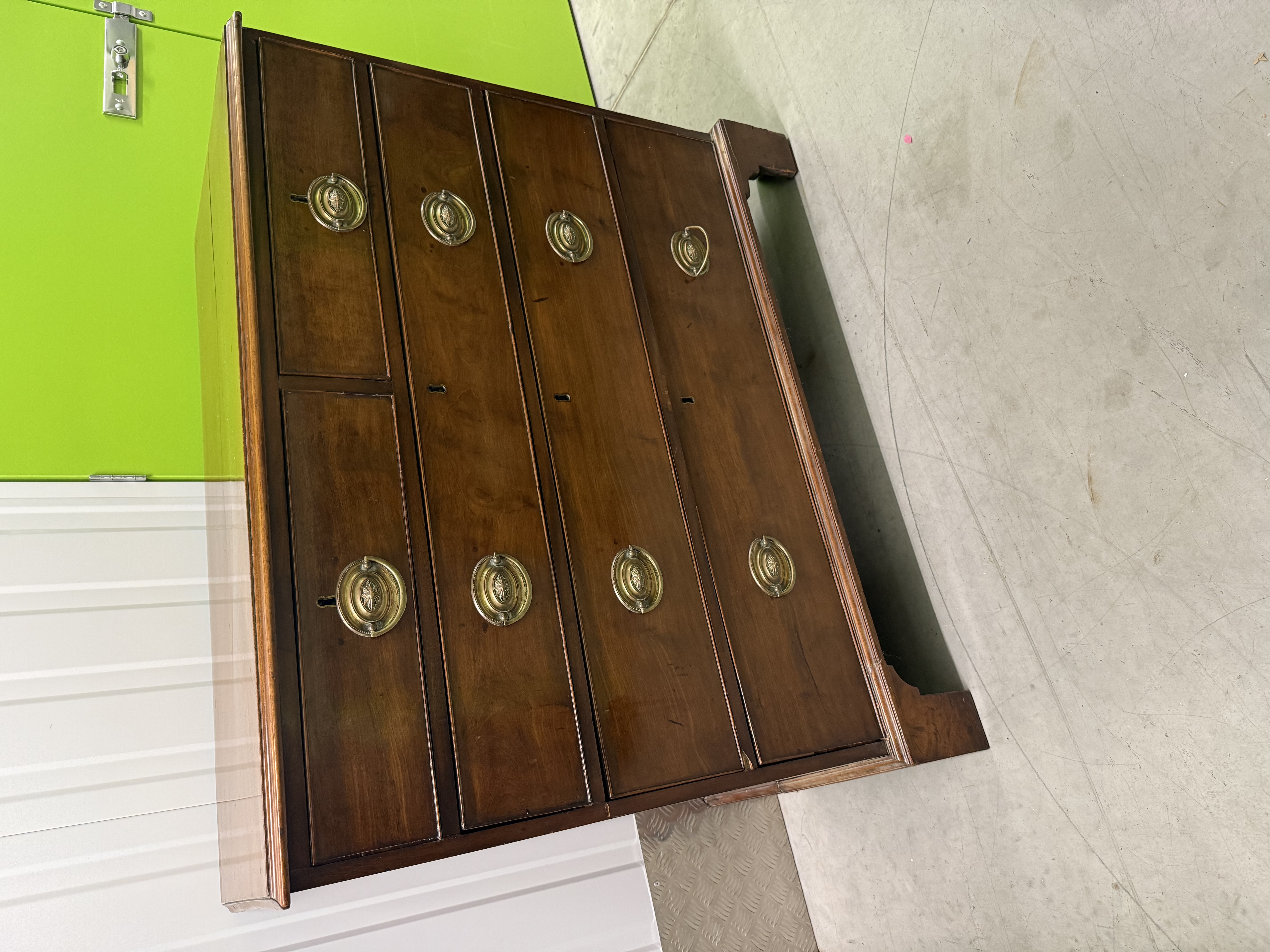Antique Georgian mahogany chest of drawers 