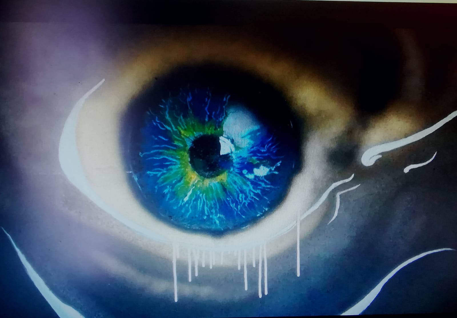EYE 