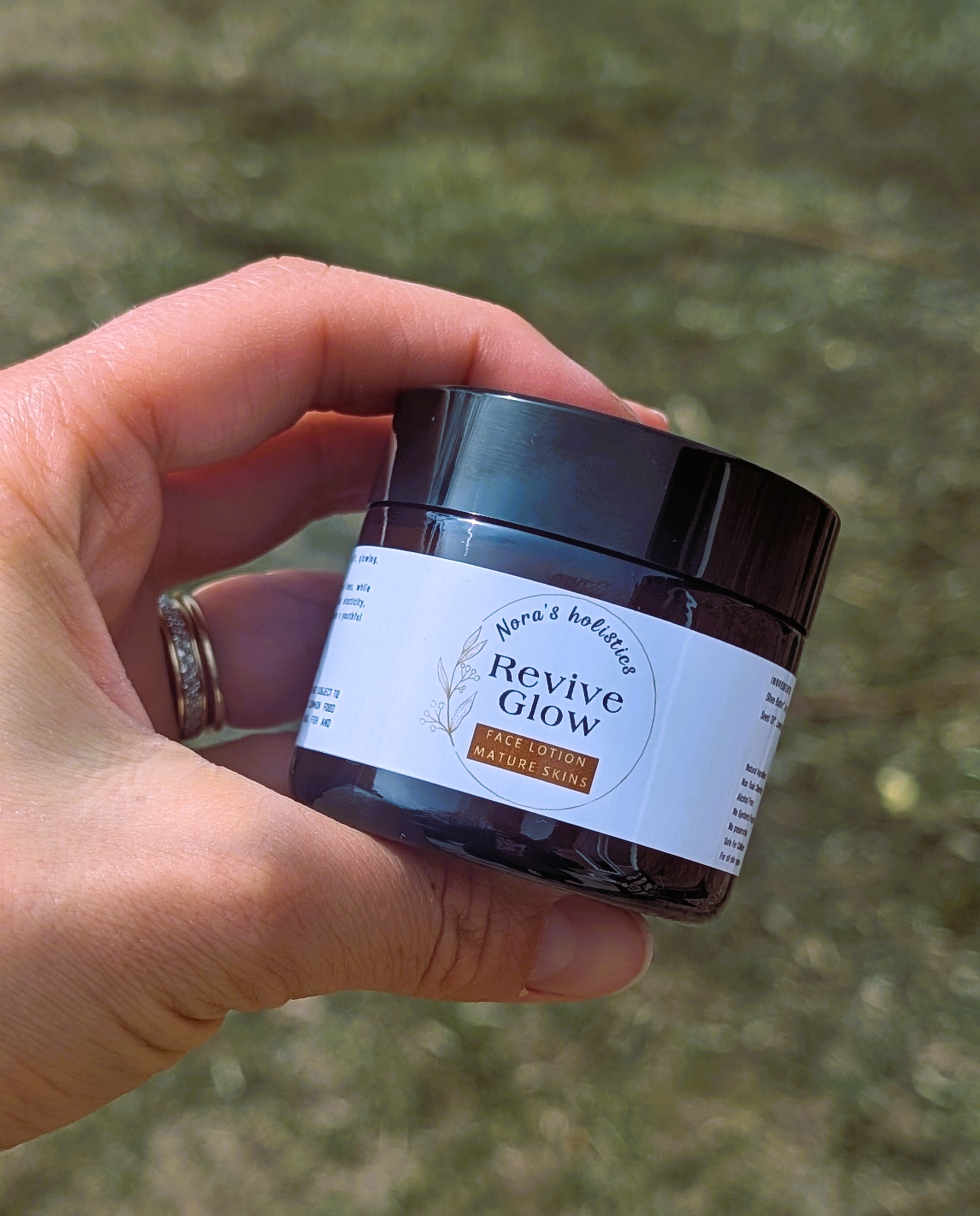 REVIVE GLOW - Face Lotion for Mature Skin