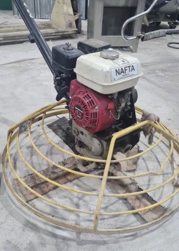 allanadora de hormigon con motor honda 5.5hp 90cm
