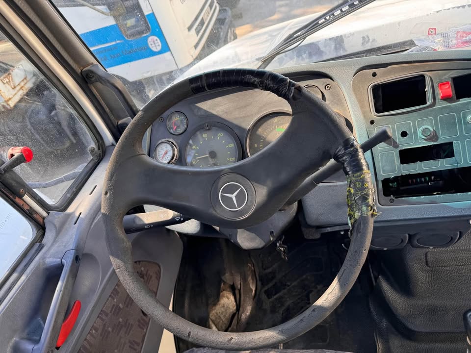 Camión Mercedes Benz 1620 Balancin 2007